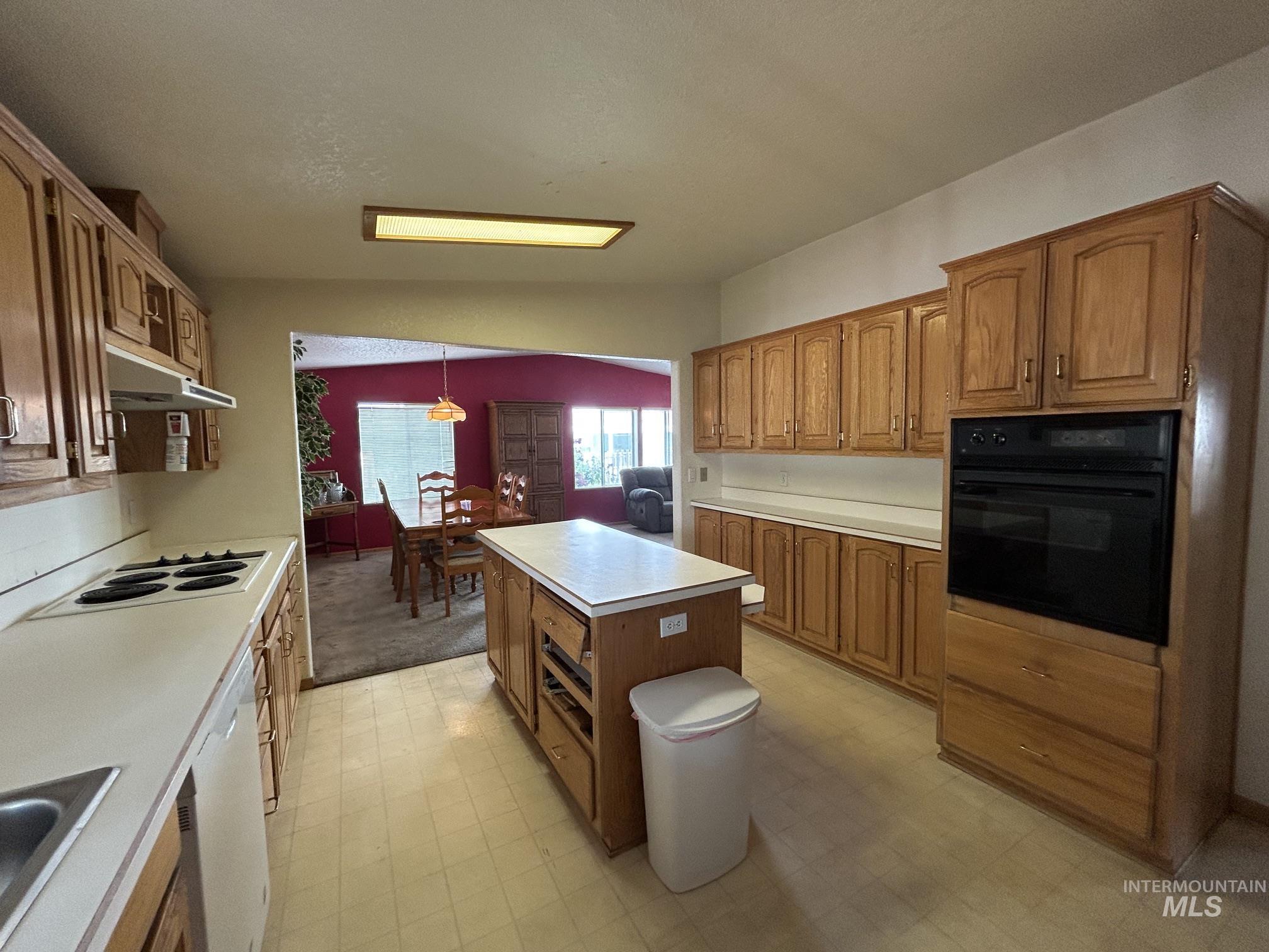 1430 Chestnut Street, Clarkston, Washington 99403, 3 Bedrooms, 2 Bathrooms, Residential For Sale, Price $99,500,MLS 98995478