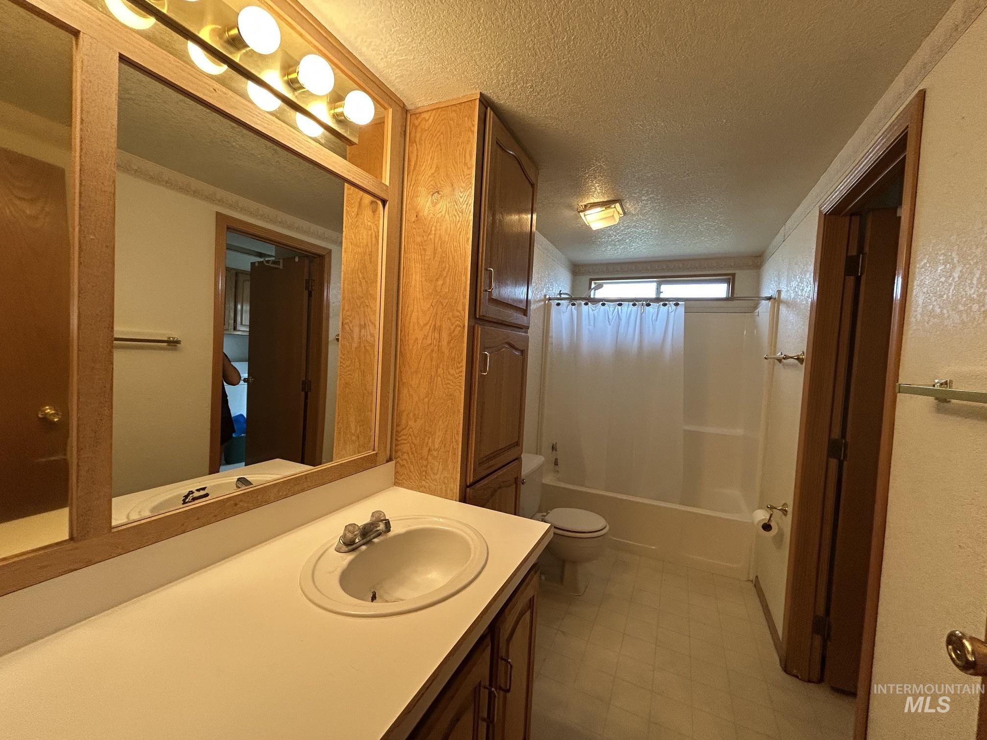 1430 Chestnut Street, Clarkston, Washington 99403, 3 Bedrooms, 2 Bathrooms, Residential For Sale, Price $99,500,MLS 98995478