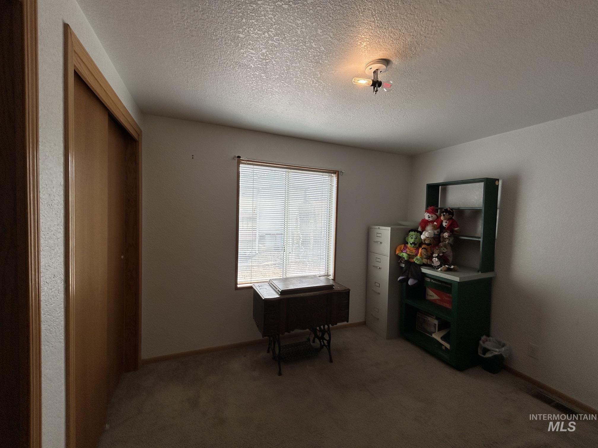 1430 Chestnut Street, Clarkston, Washington 99403, 3 Bedrooms, 2 Bathrooms, Residential For Sale, Price $99,500,MLS 98995478