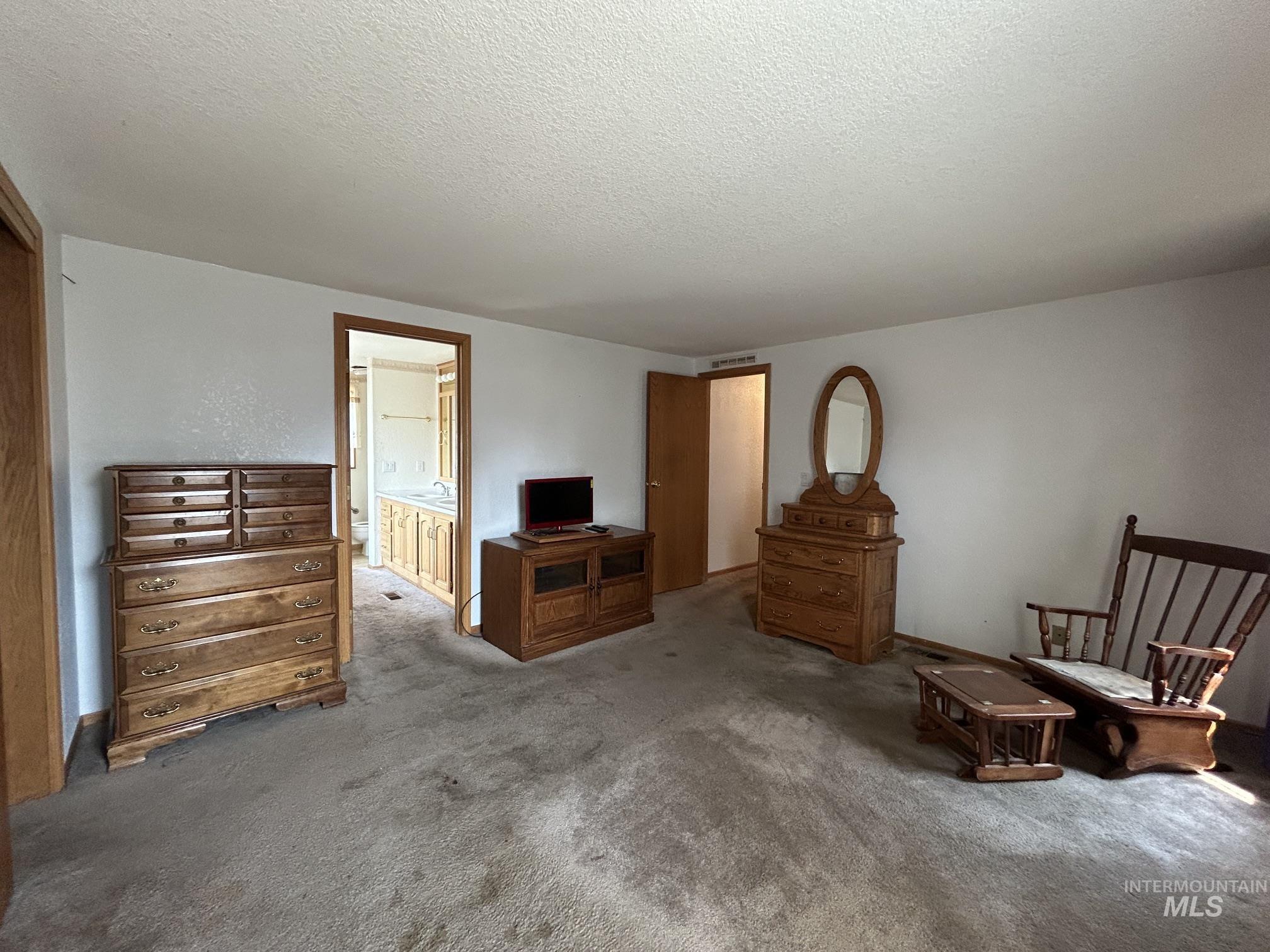 1430 Chestnut Street, Clarkston, Washington 99403, 3 Bedrooms, 2 Bathrooms, Residential For Sale, Price $99,500,MLS 98995478