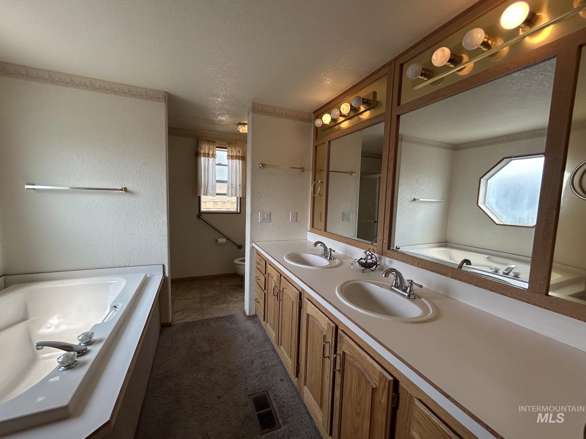 1430 Chestnut Street, Clarkston, Washington 99403, 3 Bedrooms, 2 Bathrooms, Residential For Sale, Price $99,500,MLS 98995478
