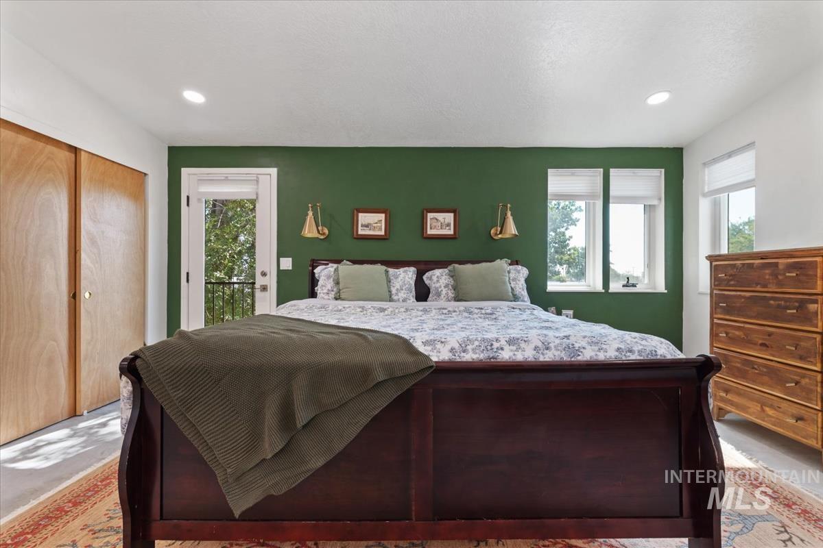 750 S 3rd W. B, Mountain Home, Idaho 83647, 4 Bedrooms, 2.5 Bathrooms, Residential For Sale, Price $409,999, 98995482