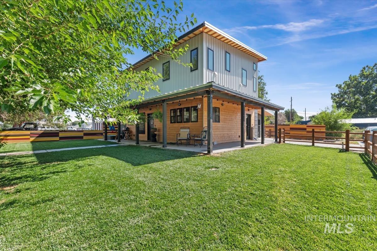 750 S 3rd W. B, Mountain Home, Idaho 83647, 4 Bedrooms, 2.5 Bathrooms, Residential For Sale, Price $409,999, 98995482