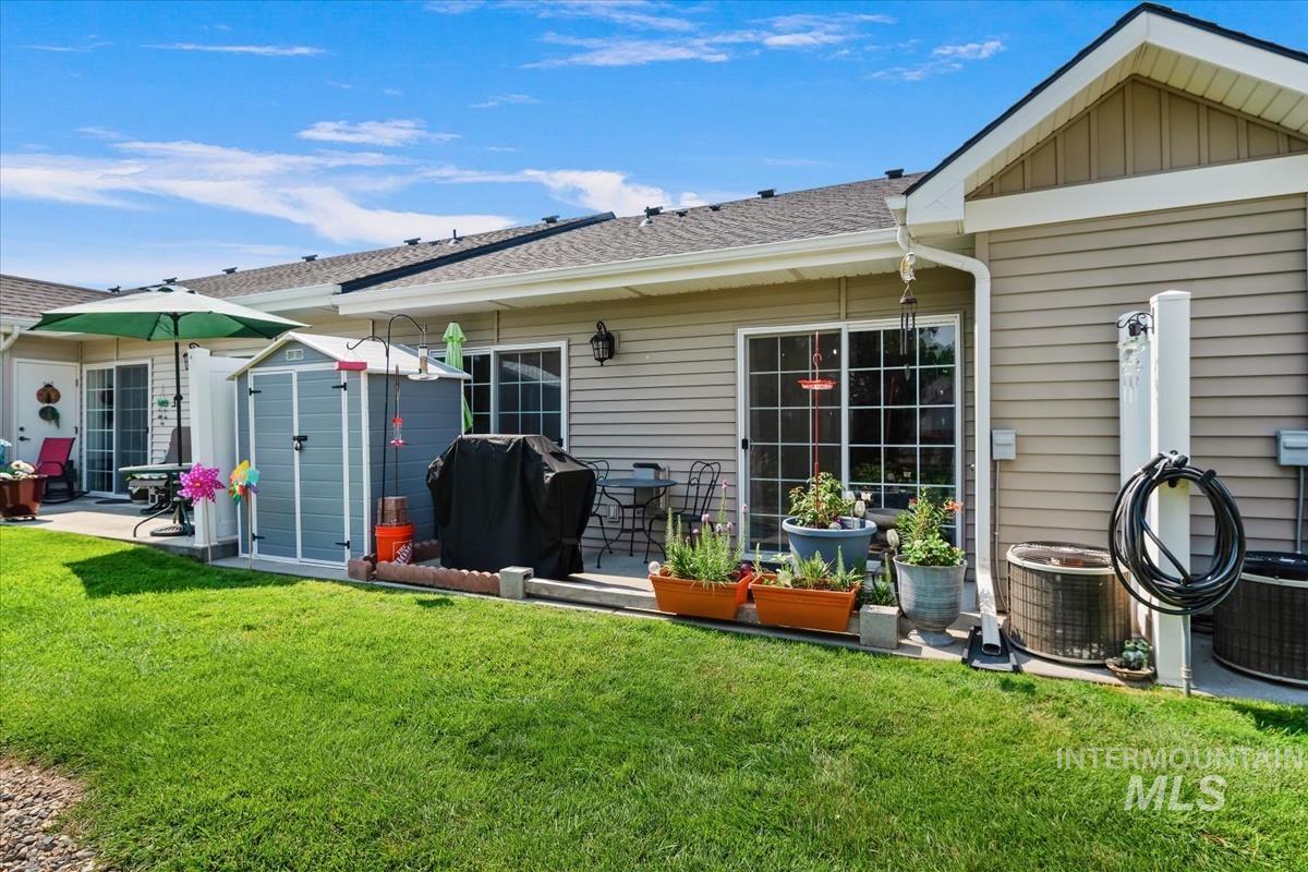 98 E Waterbury Ln, Meridian, Idaho 83646, 2 Bedrooms, 2 Bathrooms, Residential For Sale, Price $299,999, 98995484