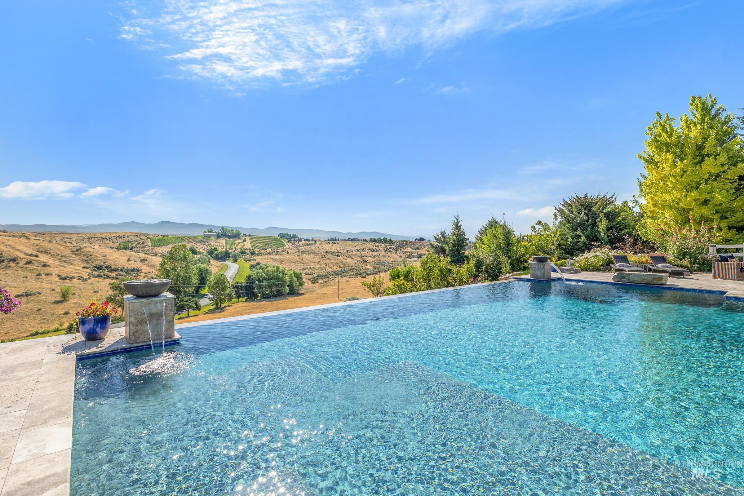 5744 N Star Ridge Way, Star, Idaho 83669, 4 Bedrooms, 4.5 Bathrooms, Residential For Sale, Price $1,799,900,MLS 98995490