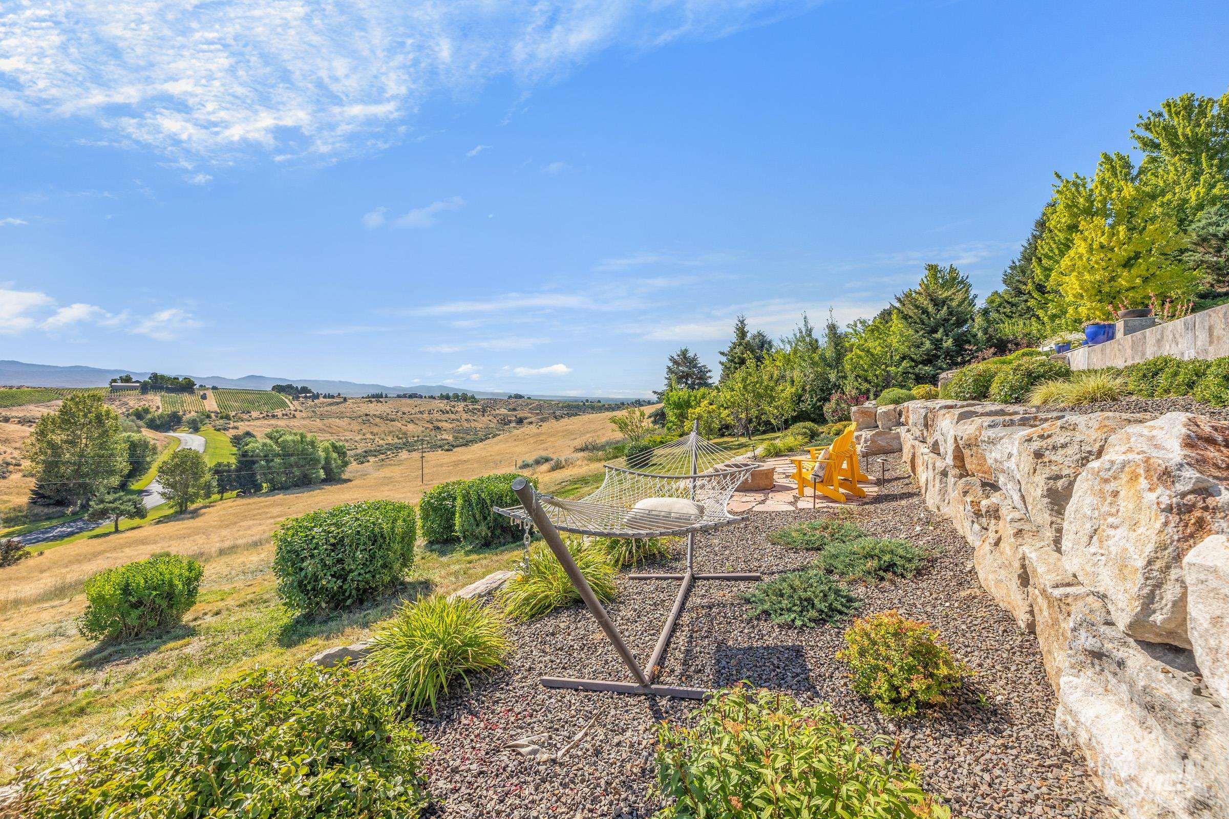 5744 N Star Ridge Way, Star, Idaho 83669, 4 Bedrooms, 4.5 Bathrooms, Residential For Sale, Price $1,799,900,MLS 98995490