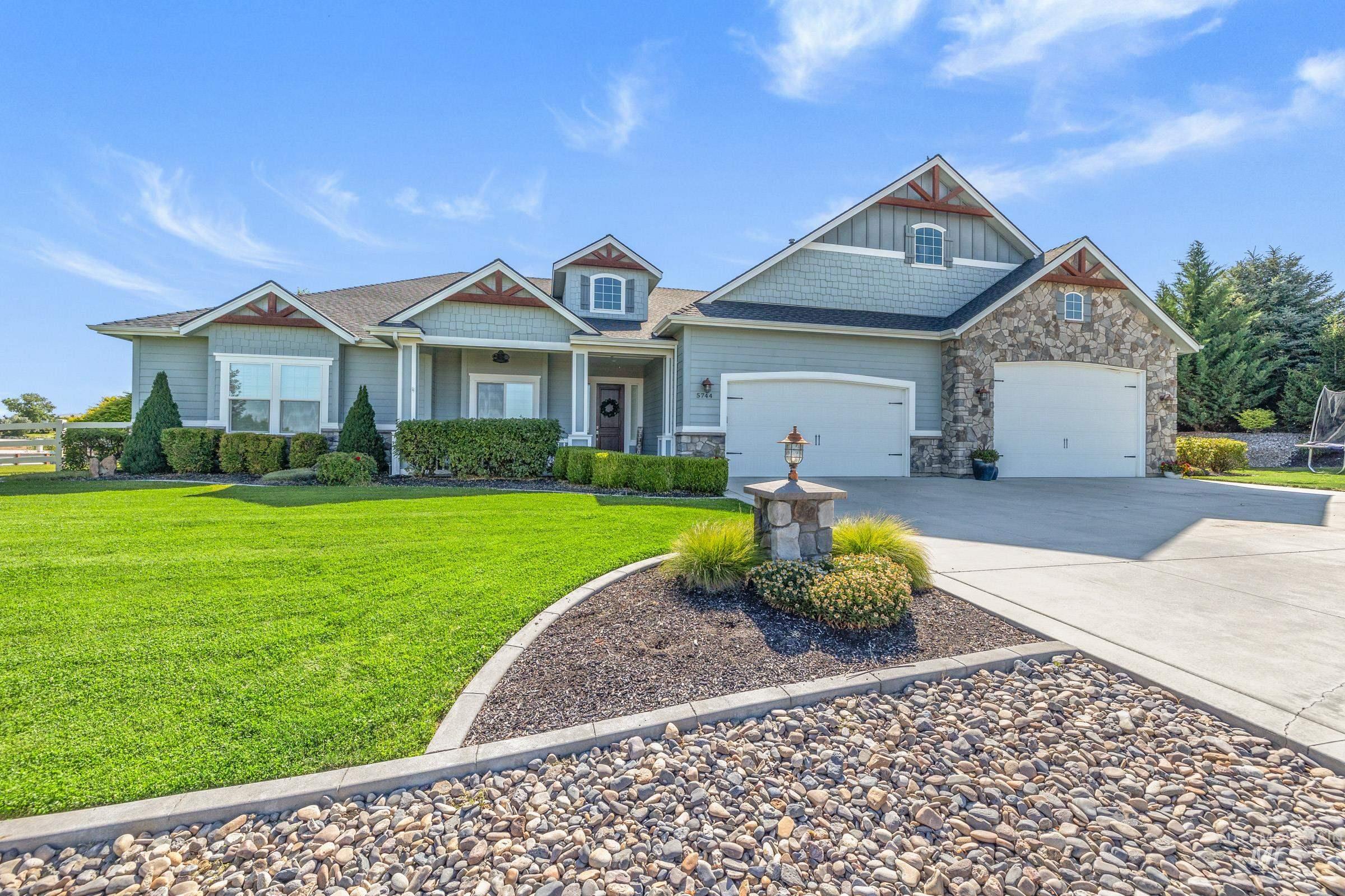 5744 N Star Ridge Way, Star, Idaho 83669, 4 Bedrooms, 4.5 Bathrooms, Residential For Sale, Price $1,799,900,MLS 98995490