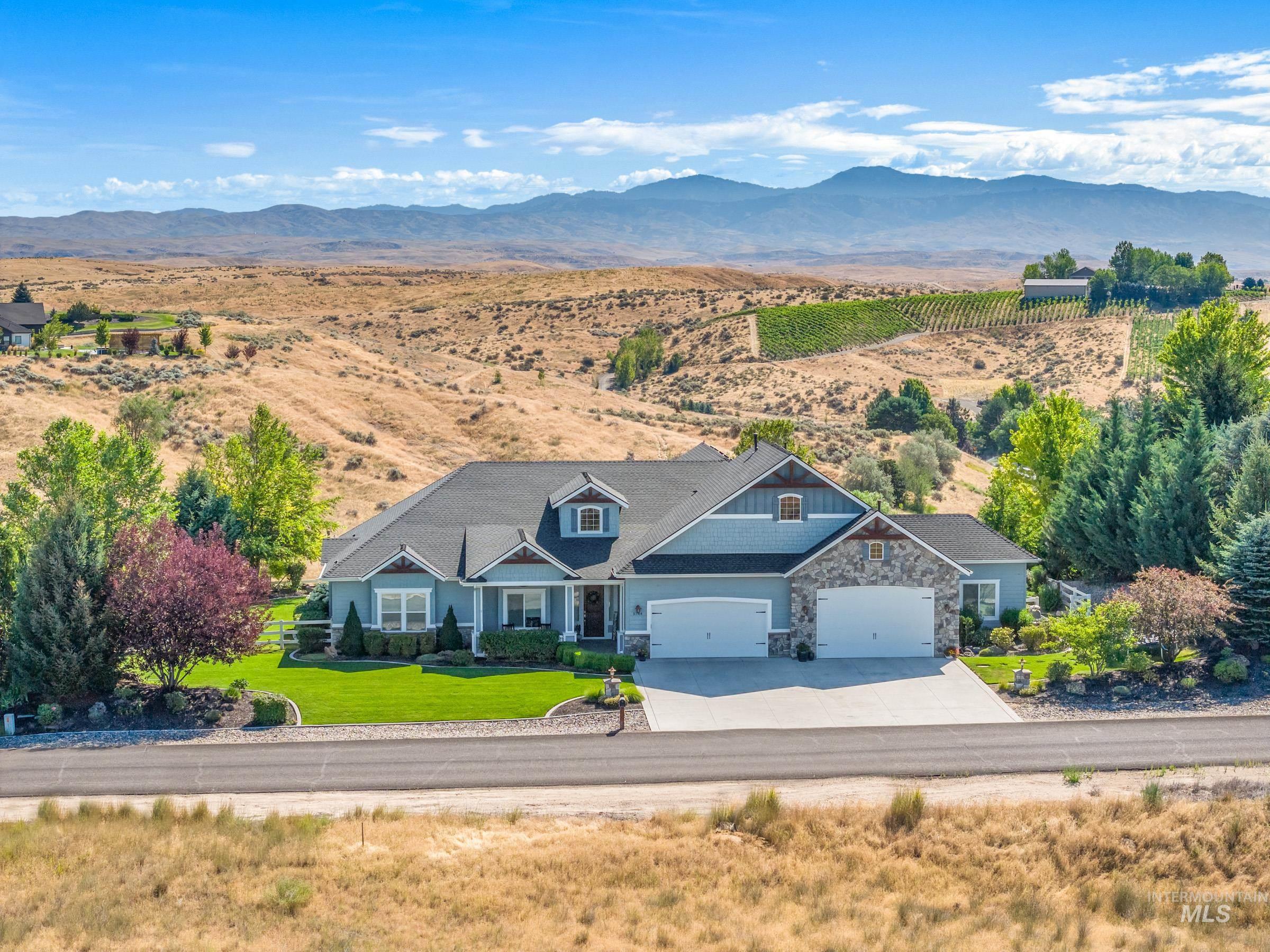 5744 N Star Ridge Way, Star, Idaho 83669, 4 Bedrooms, 4.5 Bathrooms, Residential For Sale, Price $1,799,900,MLS 98995490
