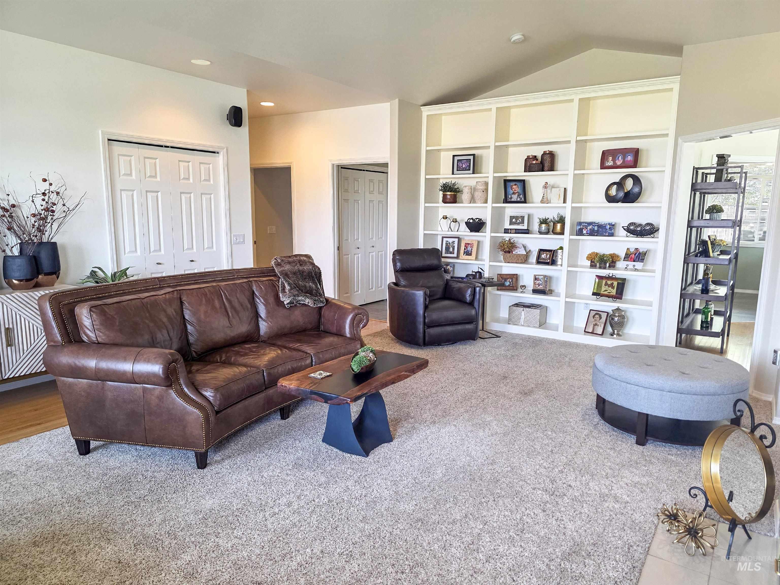 1741 Ridgeview Dr, Clarkston, Washington 99403, 3 Bedrooms, 2 Bathrooms, Residential For Sale, Price $534,900, 98995494