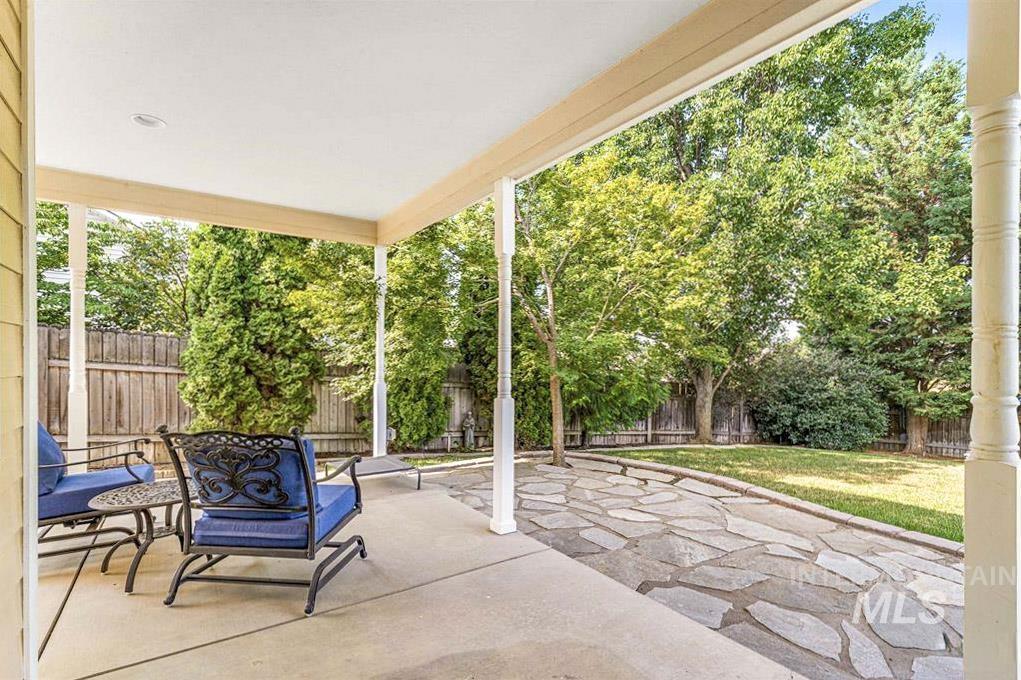 1741 Ridgeview Dr, Clarkston, Washington 99403, 3 Bedrooms, 2 Bathrooms, Residential For Sale, Price $534,900, 98995494