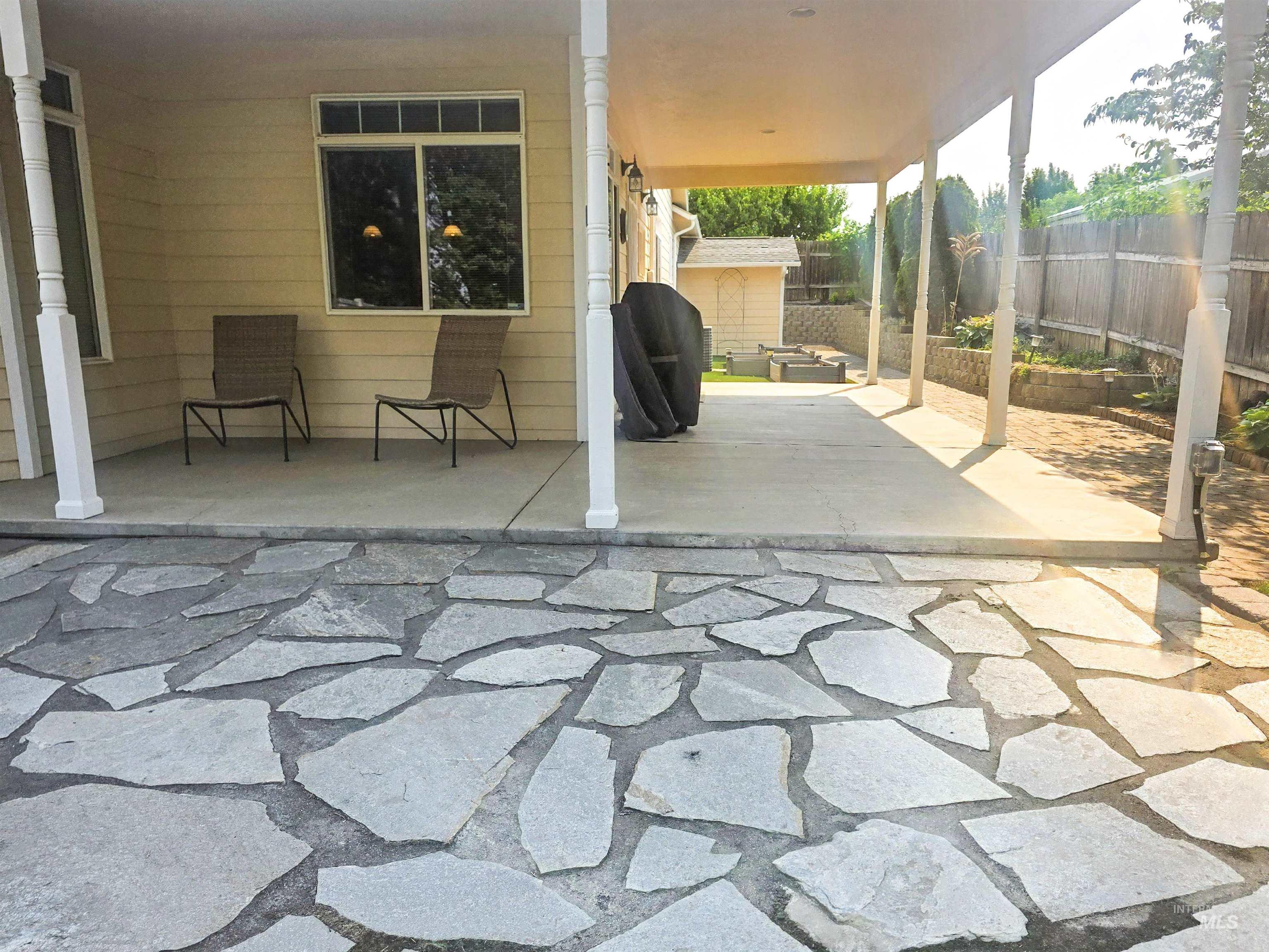 1741 Ridgeview Dr, Clarkston, Washington 99403, 3 Bedrooms, 2 Bathrooms, Residential For Sale, Price $534,900, 98995494