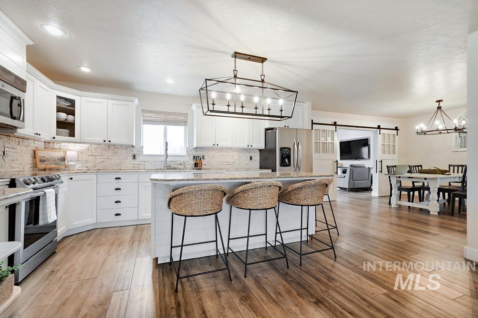 23800 Breyer Rd, Caldwell, Idaho 83607, 4 Bedrooms, 2.5 Bathrooms, Residential For Sale, Price $985,000, 98995501