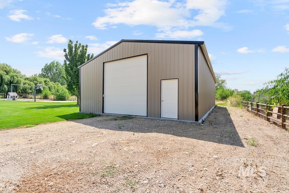 23800 Breyer Rd, Caldwell, Idaho 83607, 4 Bedrooms, 2.5 Bathrooms, Residential For Sale, Price $985,000, 98995501