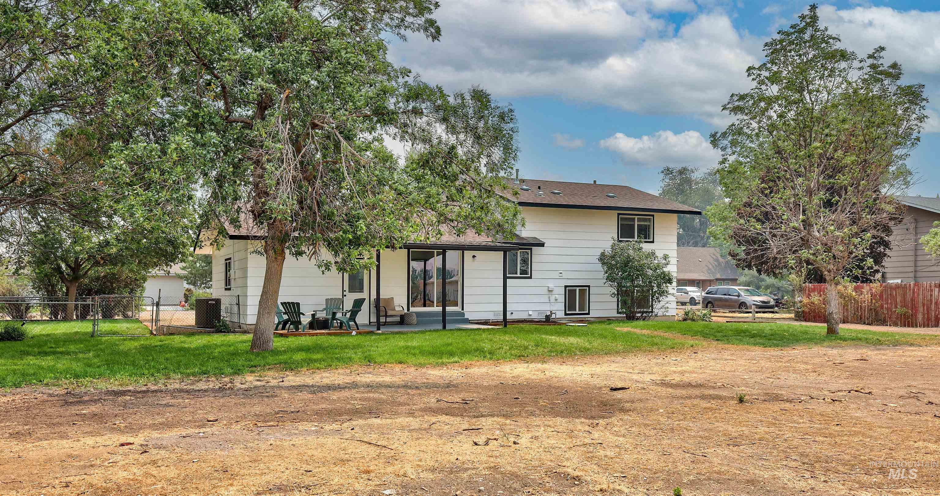3837 NW Dutton, Mountain Home, Idaho 83647, 4 Bedrooms, 1.5 Bathrooms, Residential For Sale, Price $450,000, 98995502
