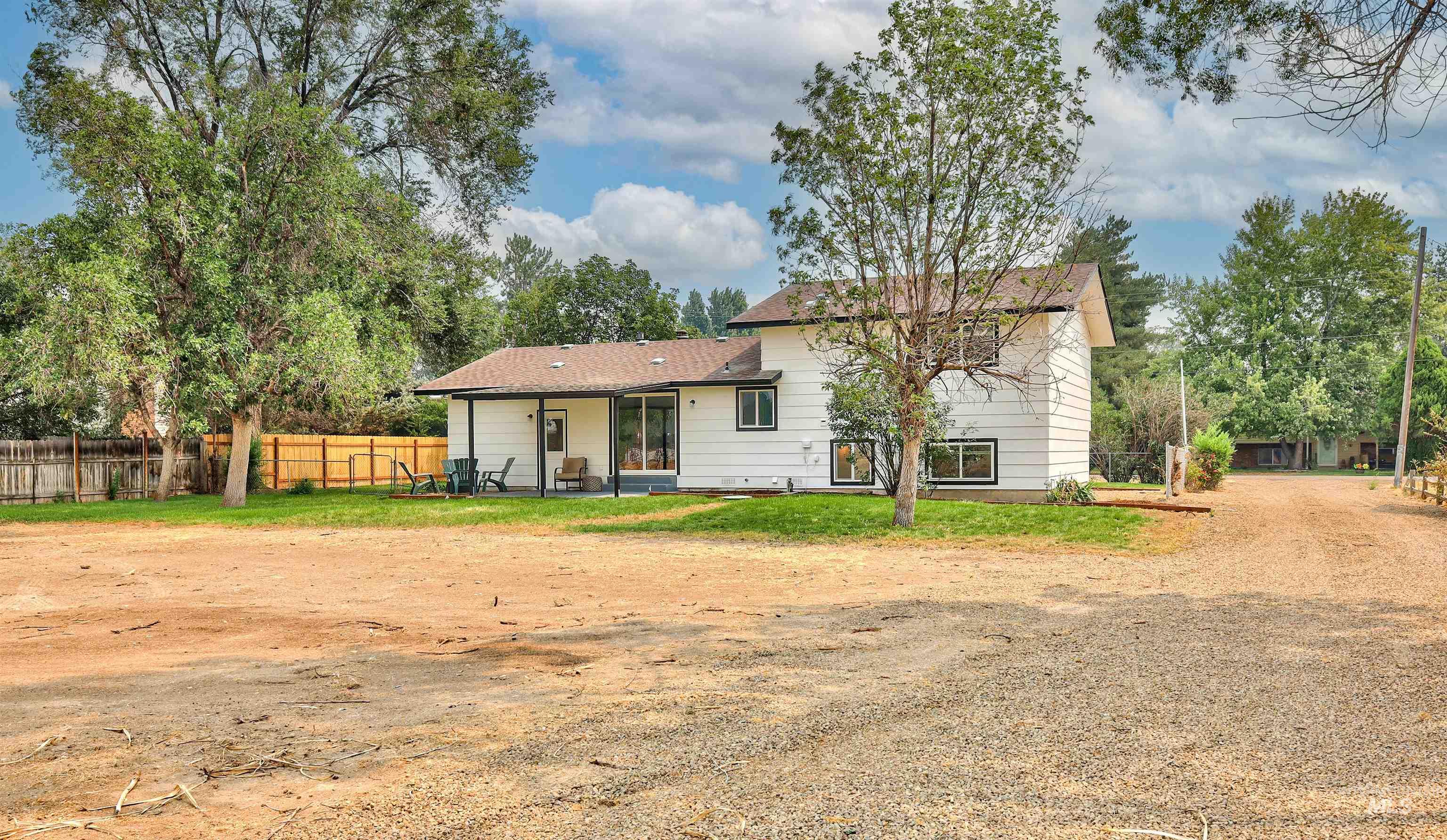 3837 NW Dutton, Mountain Home, Idaho 83647, 4 Bedrooms, 1.5 Bathrooms, Residential For Sale, Price $450,000, 98995502