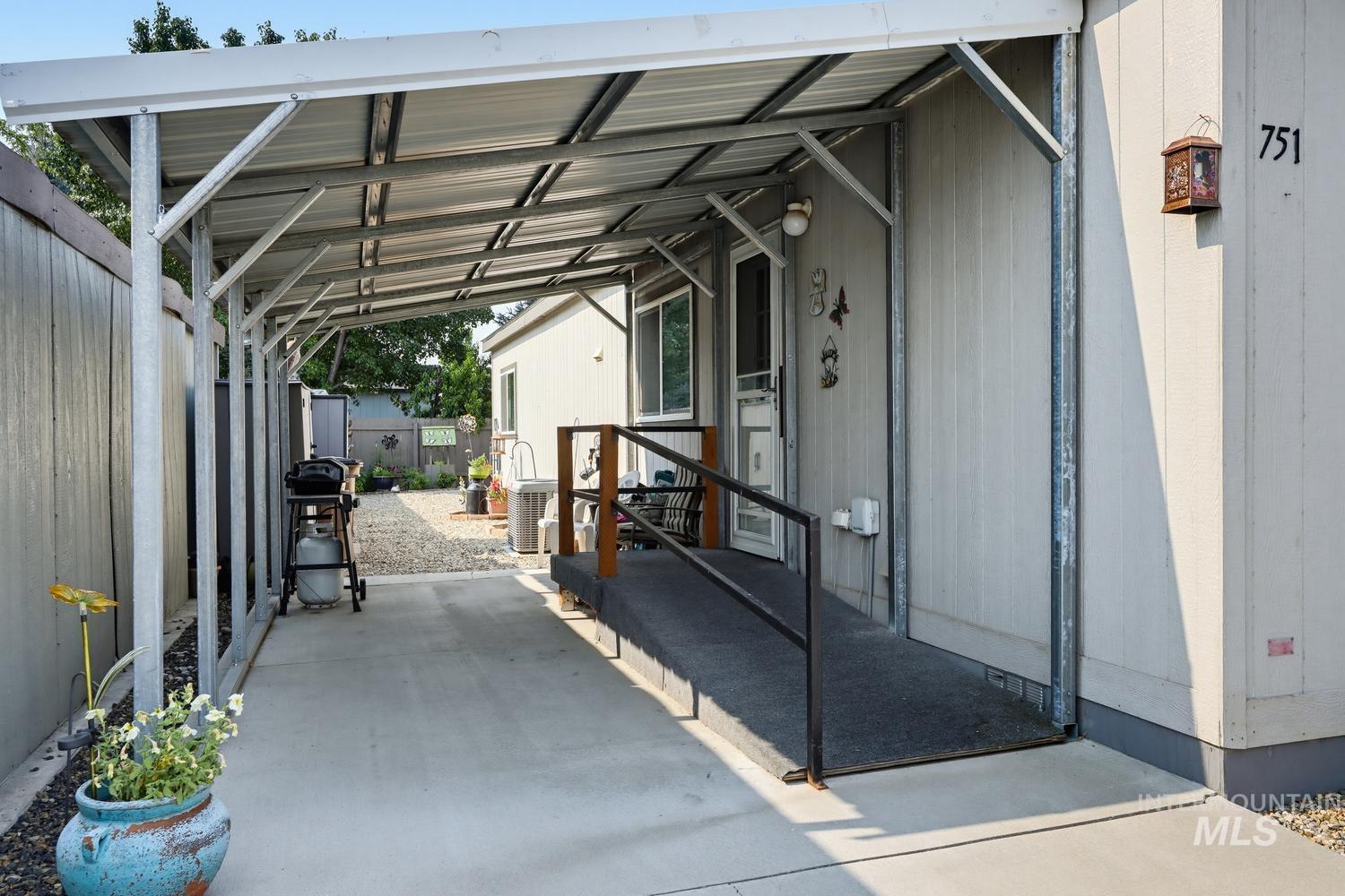 751 Freedom Ln, Emmett, Idaho 83617, 4 Bedrooms, 2 Bathrooms, Residential For Sale, Price $165,000, 98995503