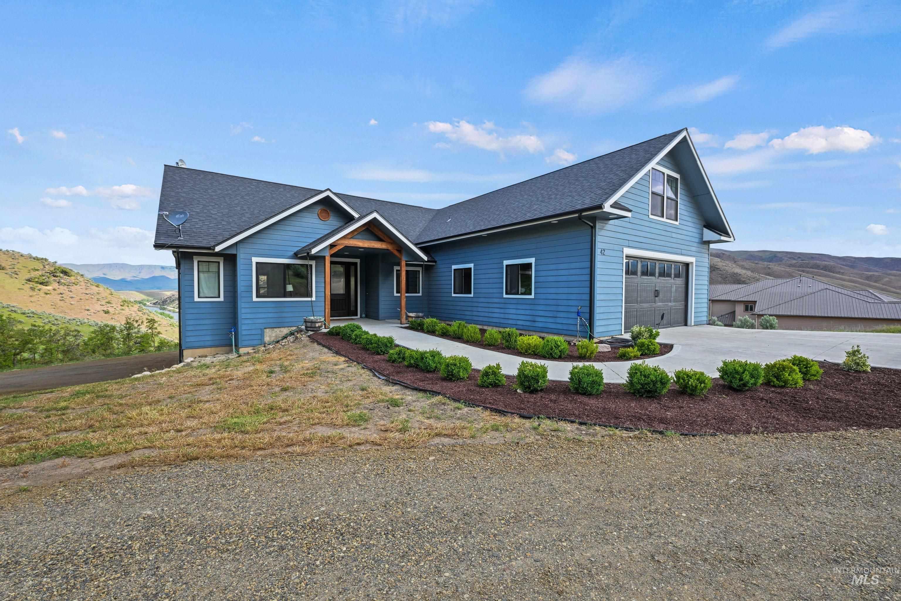 42 Shoemaker Lane, Horseshoe Bend, Idaho 83629, 4 Bedrooms, 2.5 Bathrooms, Residential For Sale, Price $1,150,000, 98995507