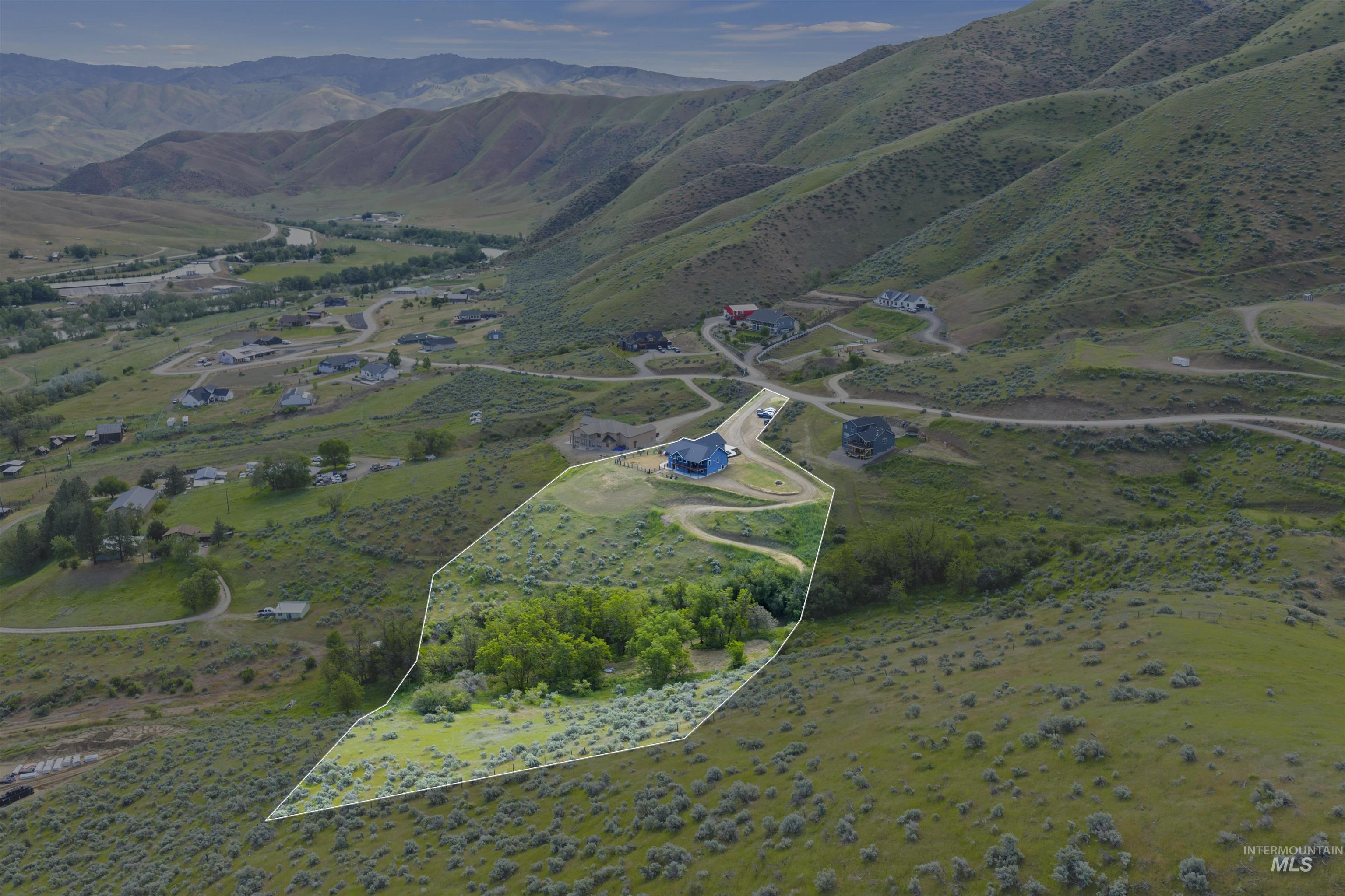 42 Shoemaker Lane, Horseshoe Bend, Idaho 83629, 4 Bedrooms, 2.5 Bathrooms, Residential For Sale, Price $1,150,000, 98995507