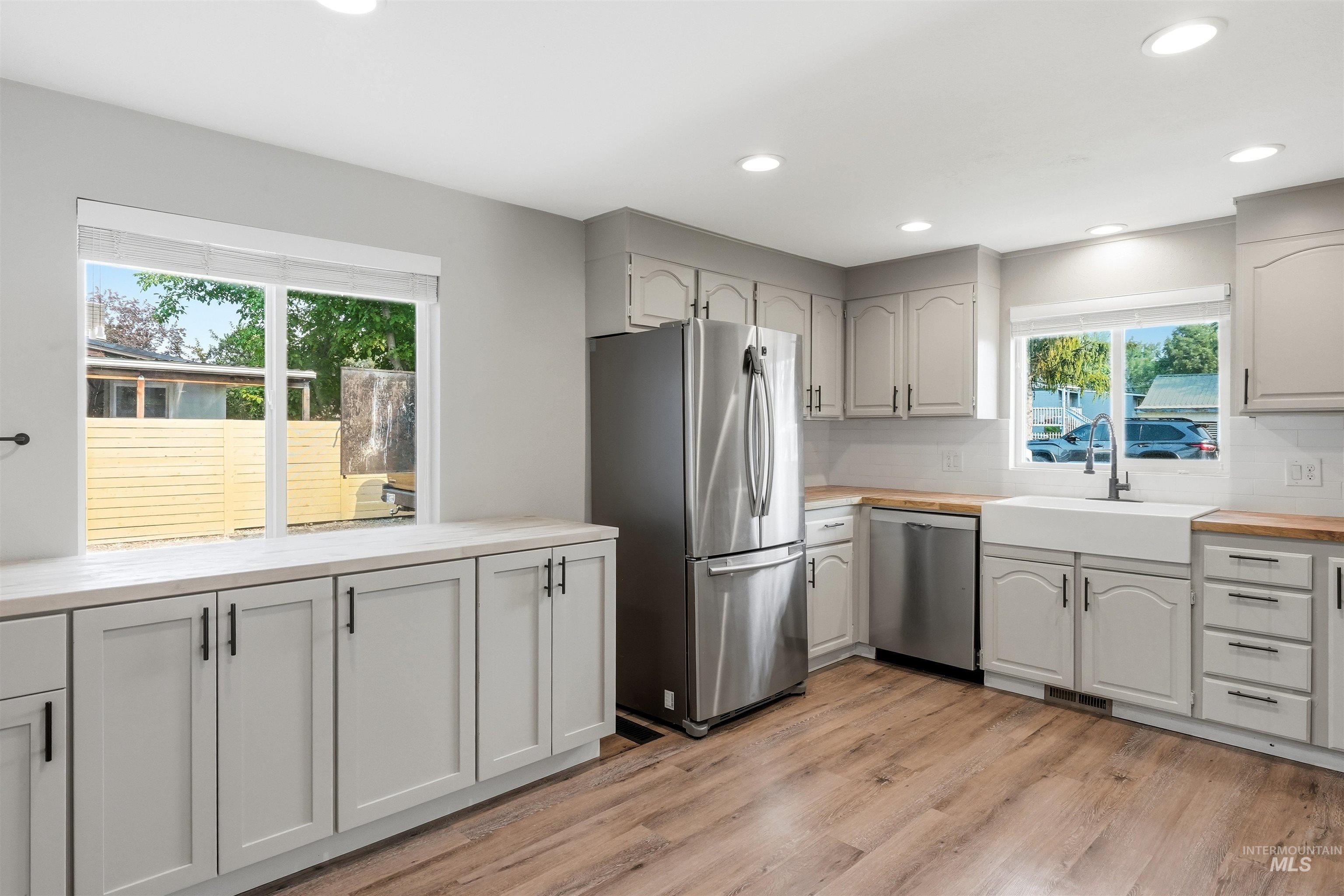 1817 Willow St, Caldwell, Idaho 83605, 3 Bedrooms, 2 Bathrooms, Residential For Sale, Price $389,900, 98995514