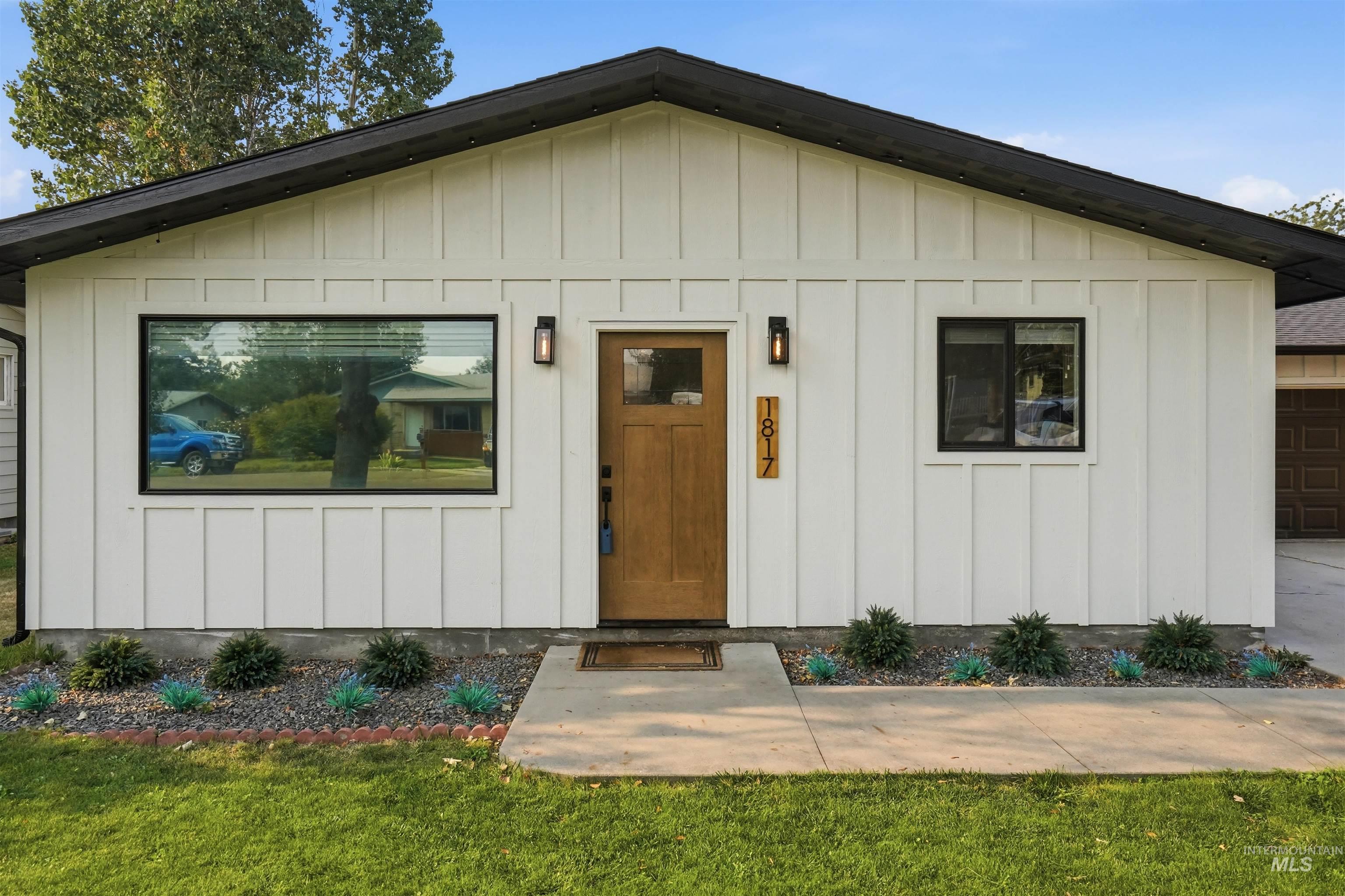 1817 Willow St, Caldwell, Idaho 83605, 3 Bedrooms, 2 Bathrooms, Residential For Sale, Price $389,900, 98995514