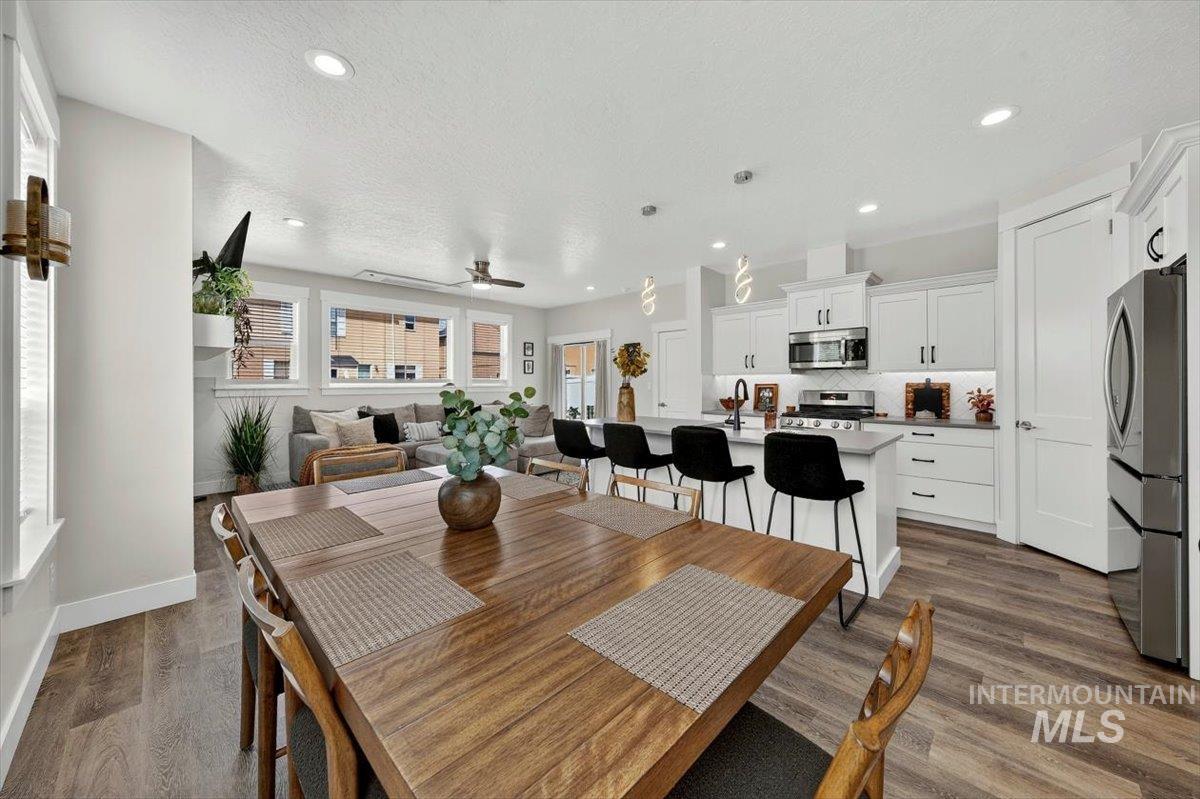 1428 E Star Dr, Meridian, Idaho 83646, 3 Bedrooms, 2.5 Bathrooms, Residential For Sale, Price $499,990, 98995516