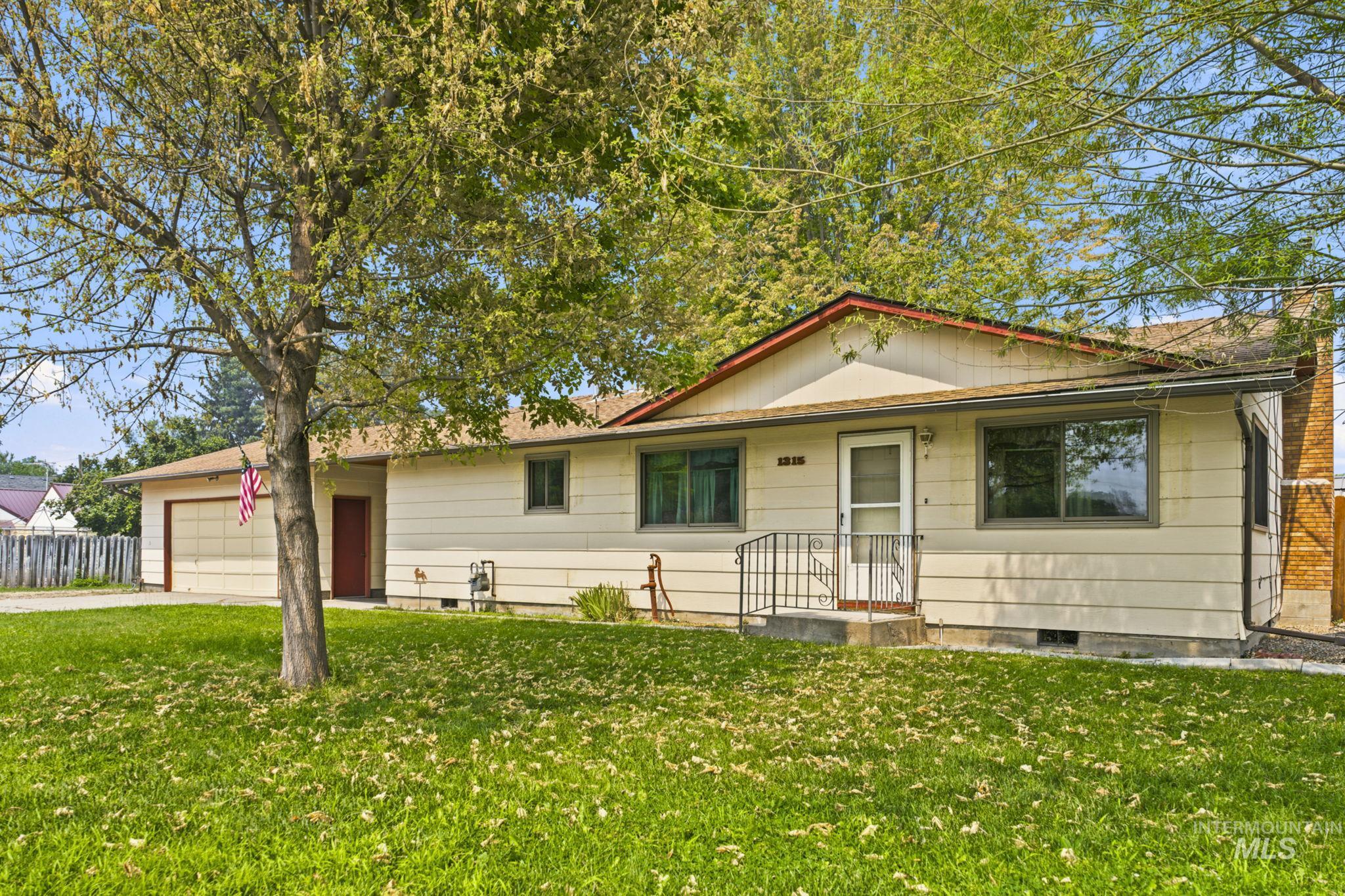 1315 7th Ave. North, Payette, Idaho 83661, 2 Bedrooms, 2 Bathrooms, Residential For Sale, Price $425,000, 98995519