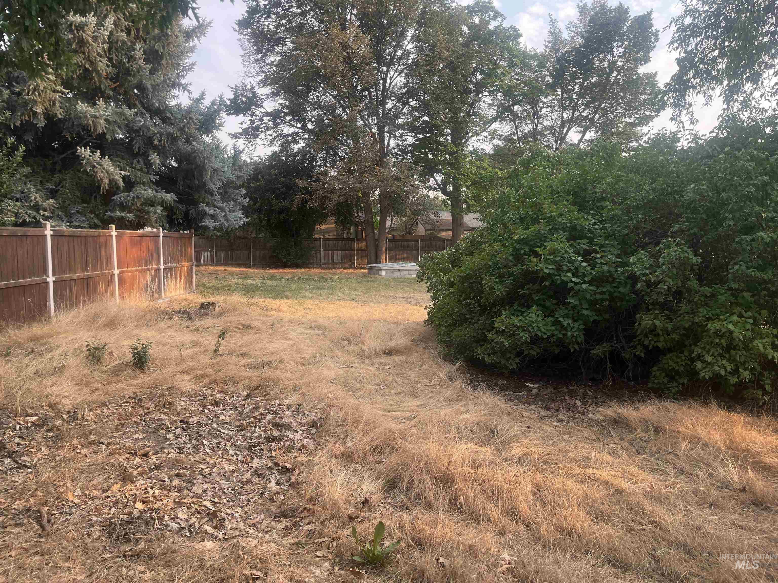 2300 S Pond, Boise, Idaho 83705, 3 Bedrooms, 1 Bathroom, Residential For Sale, Price $360,000, 98995520
