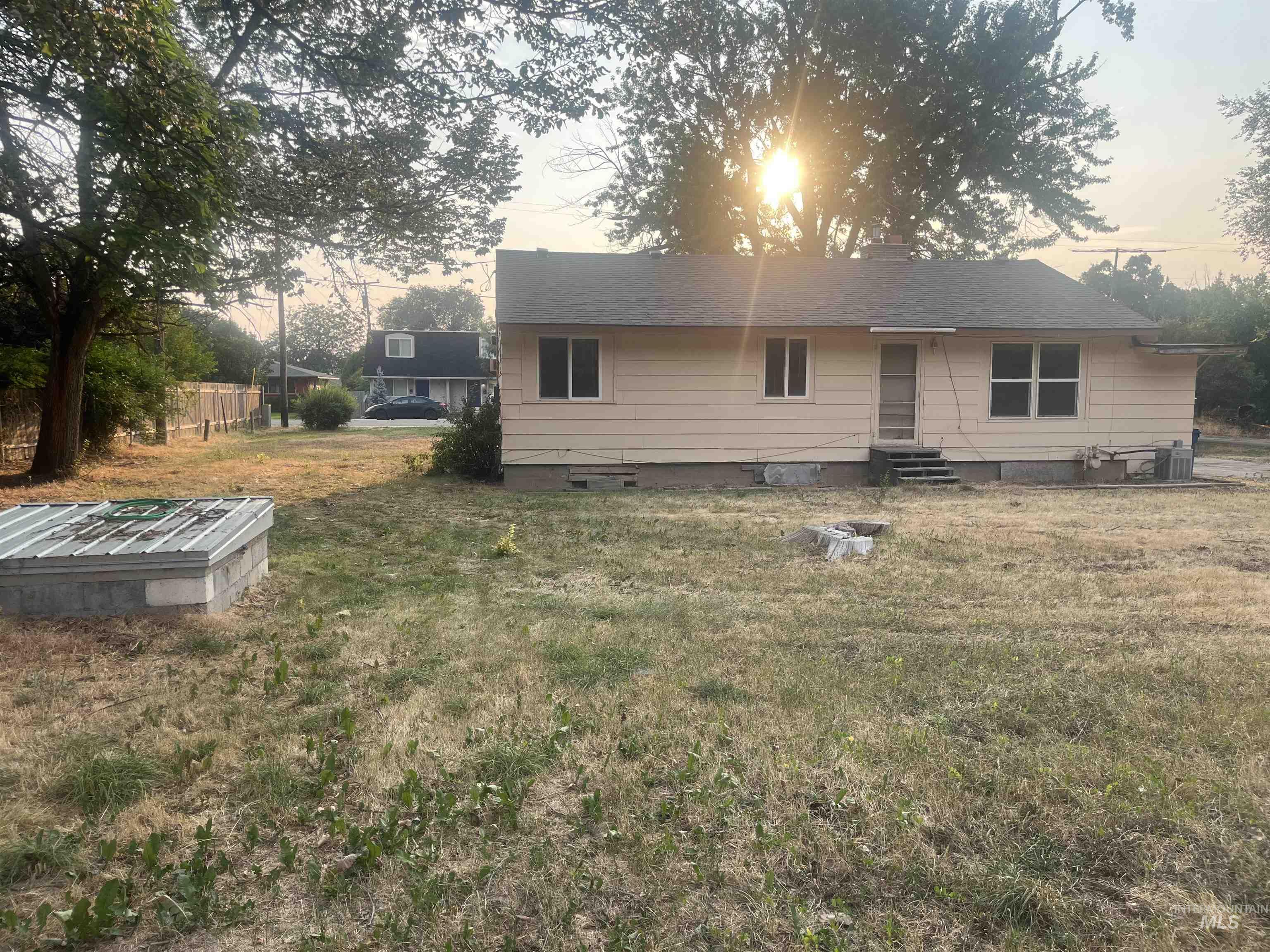 2300 S Pond, Boise, Idaho 83705, 3 Bedrooms, 1 Bathroom, Residential For Sale, Price $360,000, 98995520