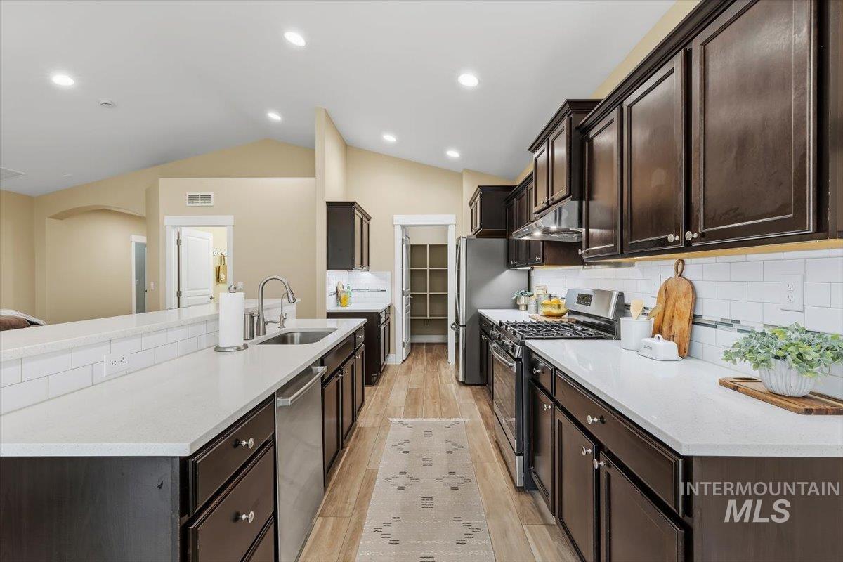 6296 S Ironwood Ave, Boise, Idaho 83709, 3 Bedrooms, 2 Bathrooms, Residential For Sale, Price $565,000, 98995534