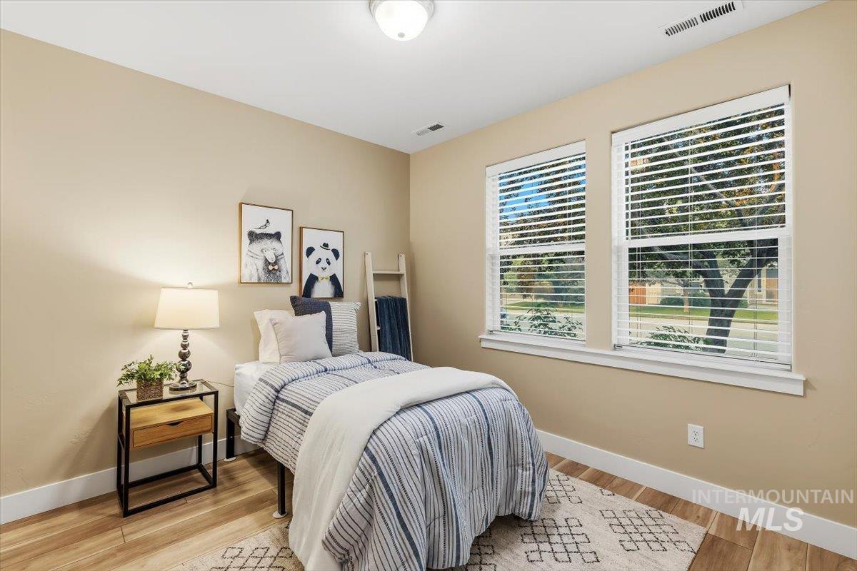 6296 S Ironwood Ave, Boise, Idaho 83709, 3 Bedrooms, 2 Bathrooms, Residential For Sale, Price $552,000,MLS 98995534