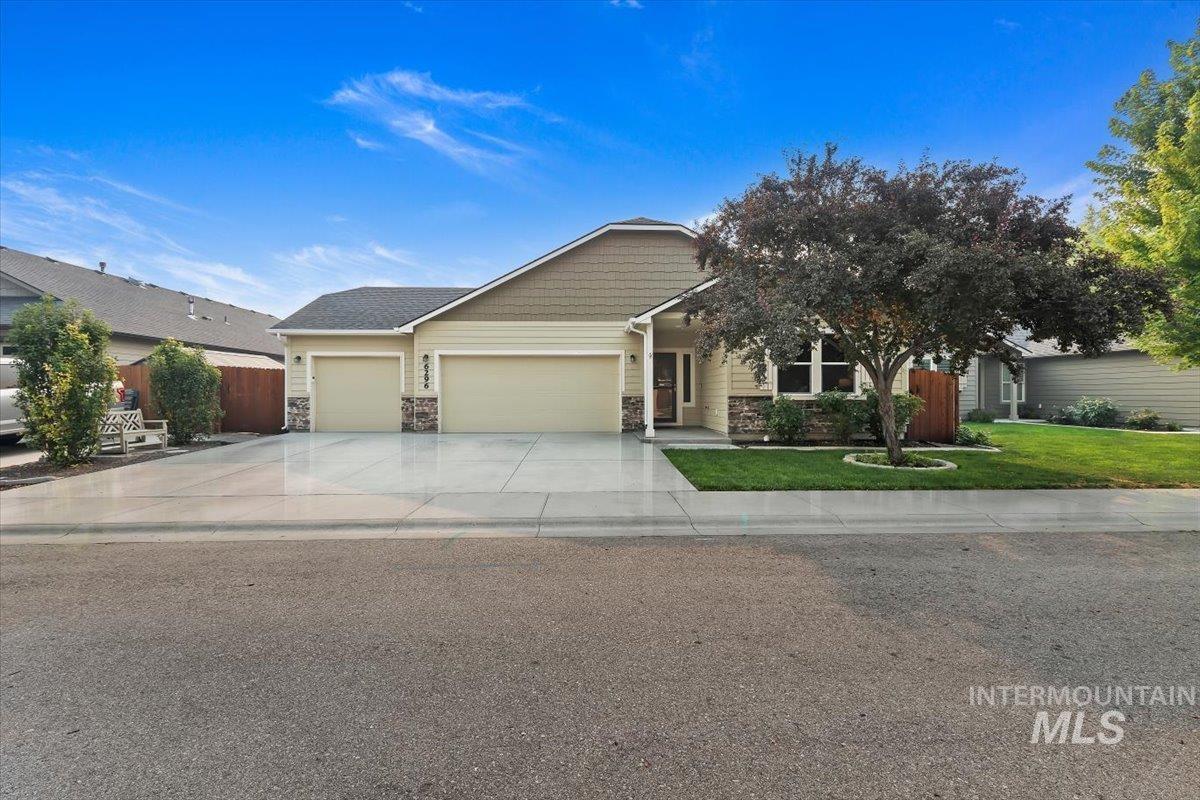 6296 S Ironwood Ave, Boise, Idaho 83709, 3 Bedrooms, 2 Bathrooms, Residential For Sale, Price $552,000,MLS 98995534