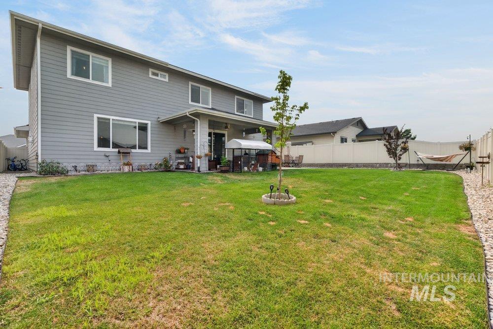 1811 Panama Ave, Emmett, Idaho 83617, 4 Bedrooms, 2.5 Bathrooms, Residential For Sale, Price $595,000, 98995536