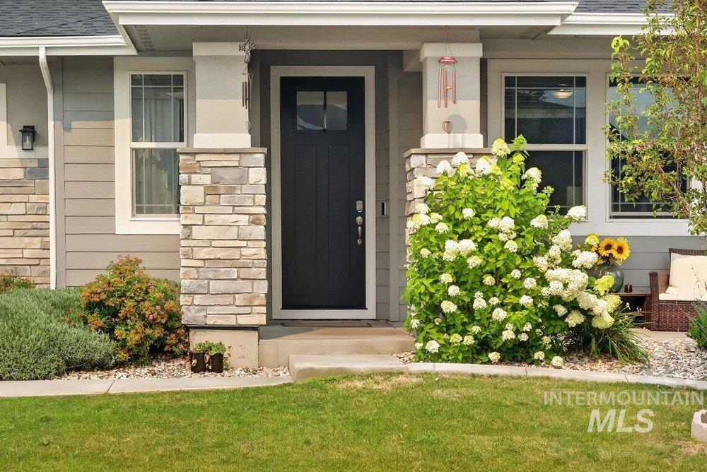 1811 Panama Ave, Emmett, Idaho 83617, 4 Bedrooms, 2.5 Bathrooms, Residential For Sale, Price $595,000, 98995536