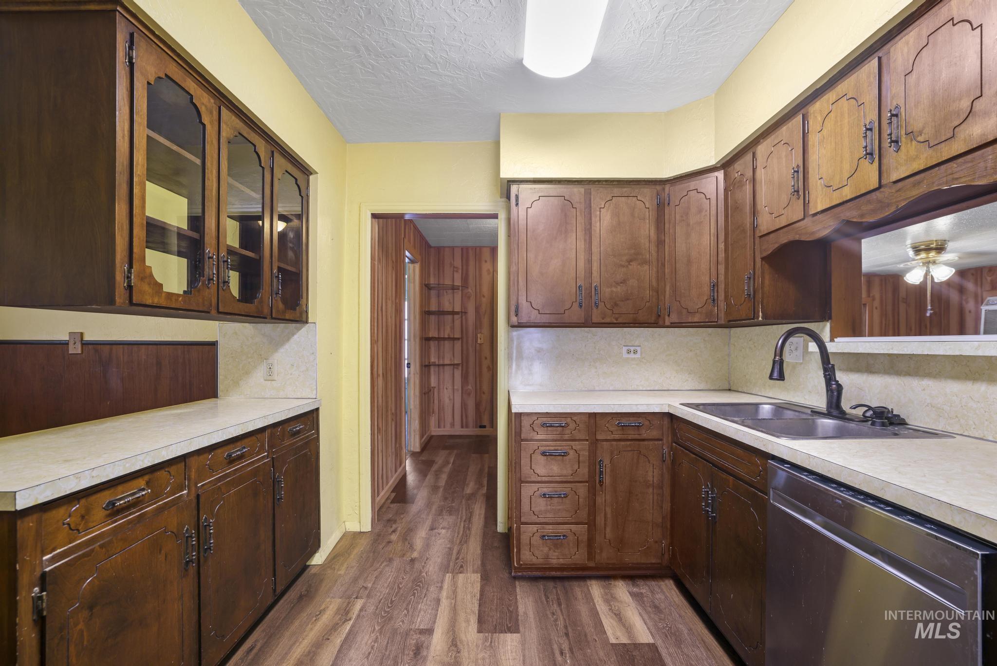 325 East Ave D, Jerome, Idaho 83338, 2 Bedrooms, 1 Bathroom, Residential For Sale, Price $269,000, 98995538