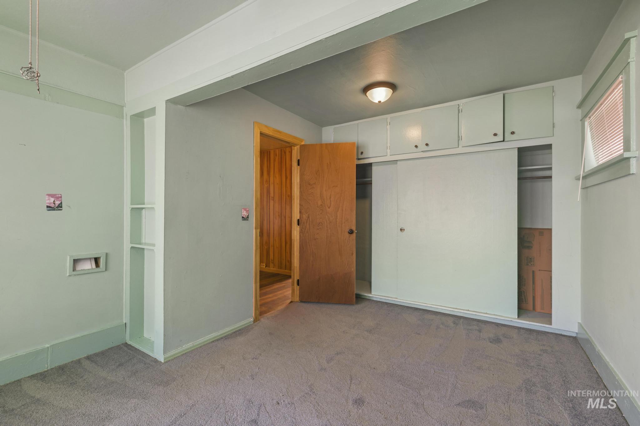 325 East Ave D, Jerome, Idaho 83338, 2 Bedrooms, 1 Bathroom, Residential For Sale, Price $269,000, 98995538