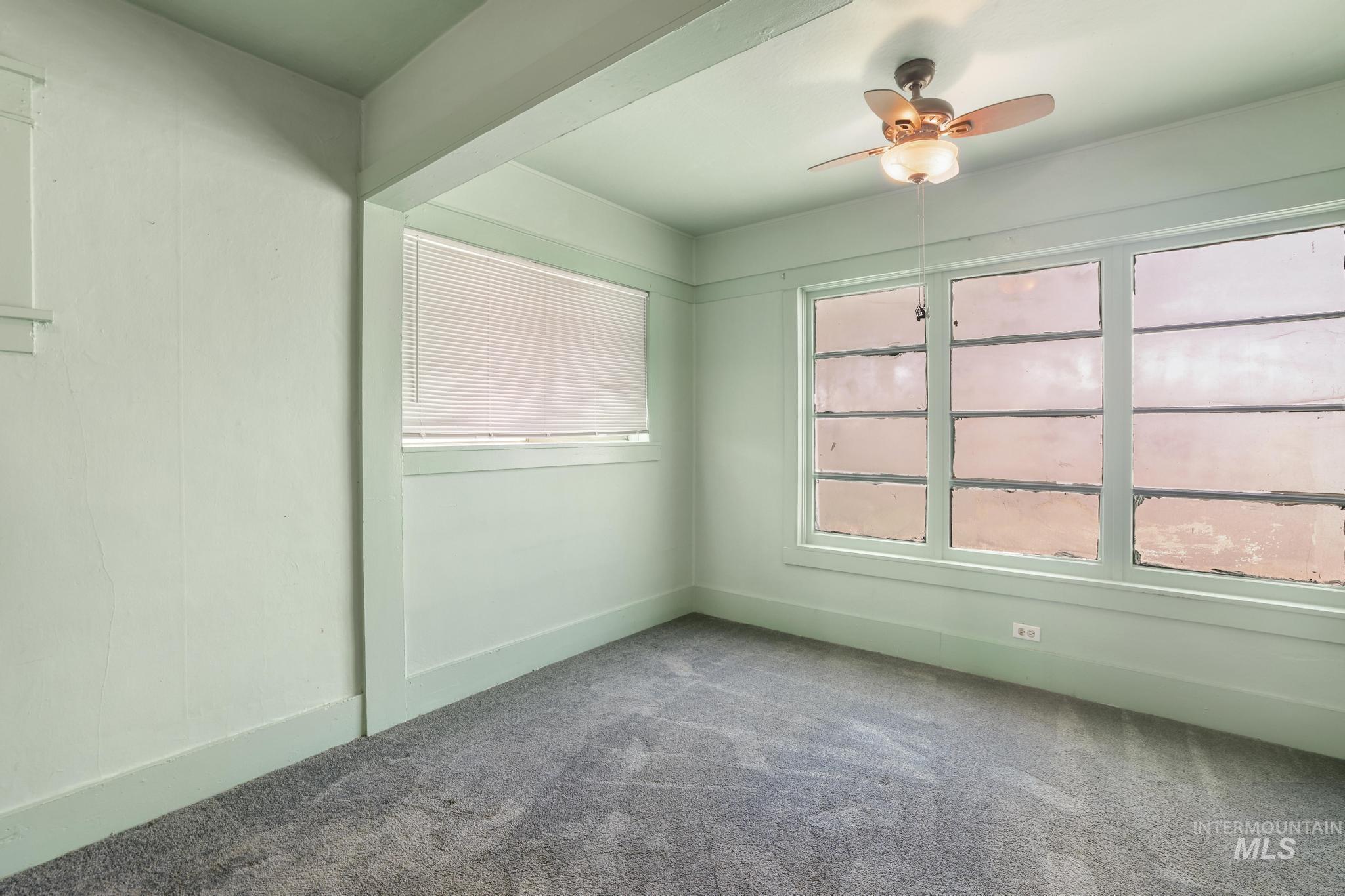 325 East Ave D, Jerome, Idaho 83338, 2 Bedrooms, 1 Bathroom, Residential For Sale, Price $269,000, 98995538