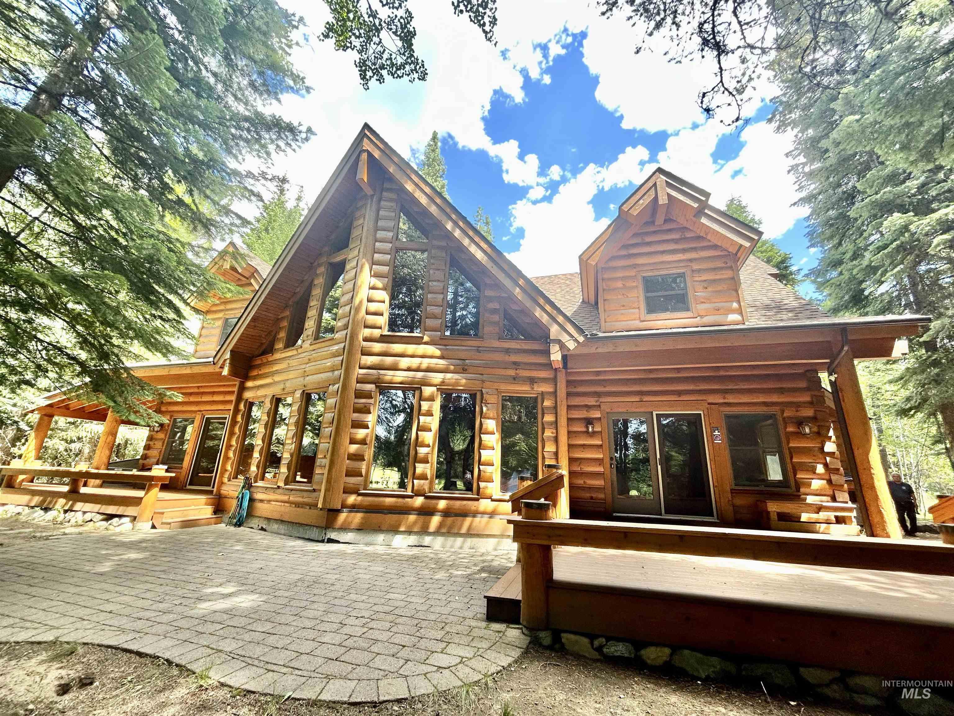 1295 Bitterroot Drive, McCall, Idaho 83638, 3 Bedrooms, 3 Bathrooms, Residential For Sale, Price $1,595,000,MLS 98995539