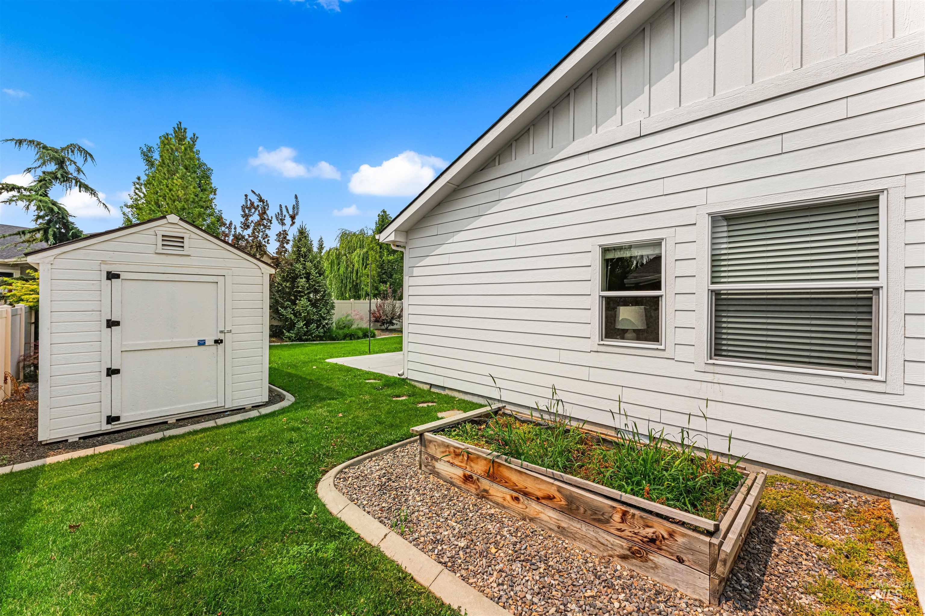 1473 W Olds River Dr., Meridian, Idaho 83642, 4 Bedrooms, 2.5 Bathrooms, Residential For Sale, Price $735,000, 98995542
