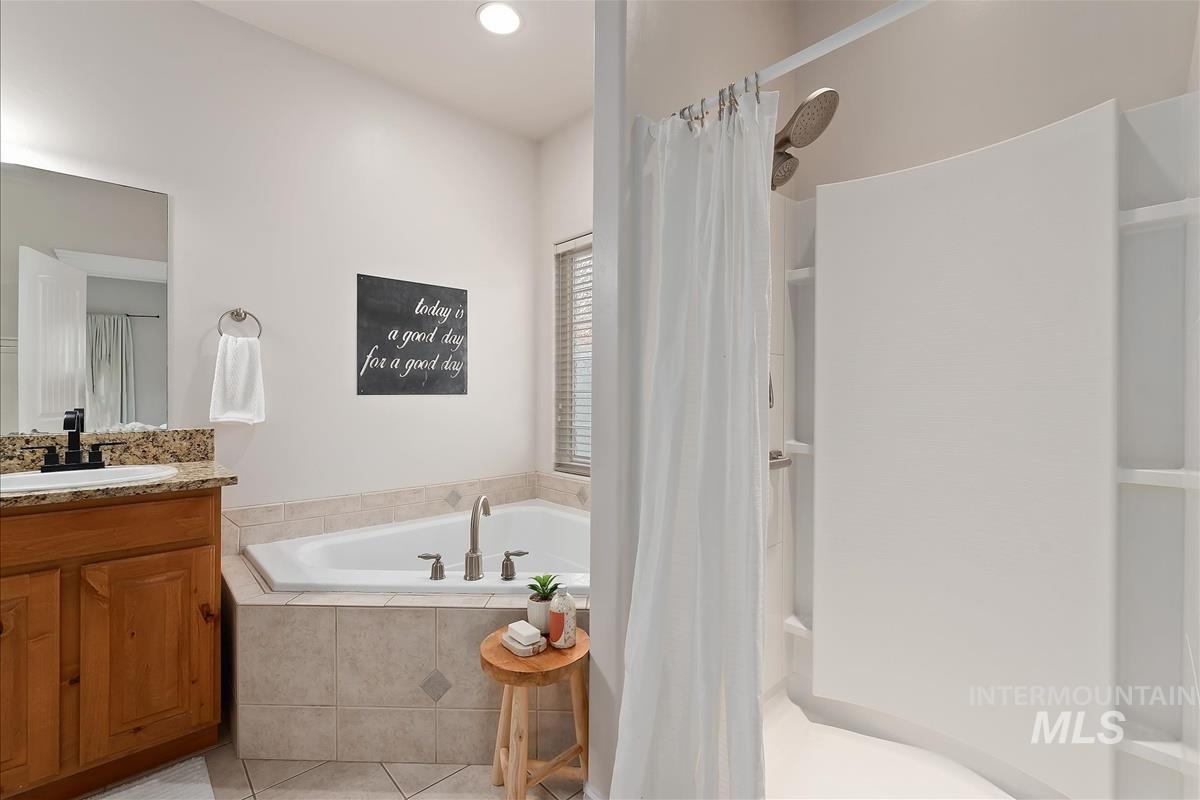 296 E Baldwin Street, Meridian, Idaho 83646, 4 Bedrooms, 2.5 Bathrooms, Residential For Sale, Price $534,900,MLS 98995545