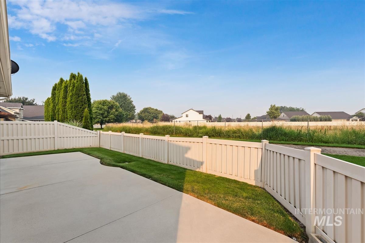 296 E Baldwin Street, Meridian, Idaho 83646, 4 Bedrooms, 2.5 Bathrooms, Residential For Sale, Price $534,900,MLS 98995545