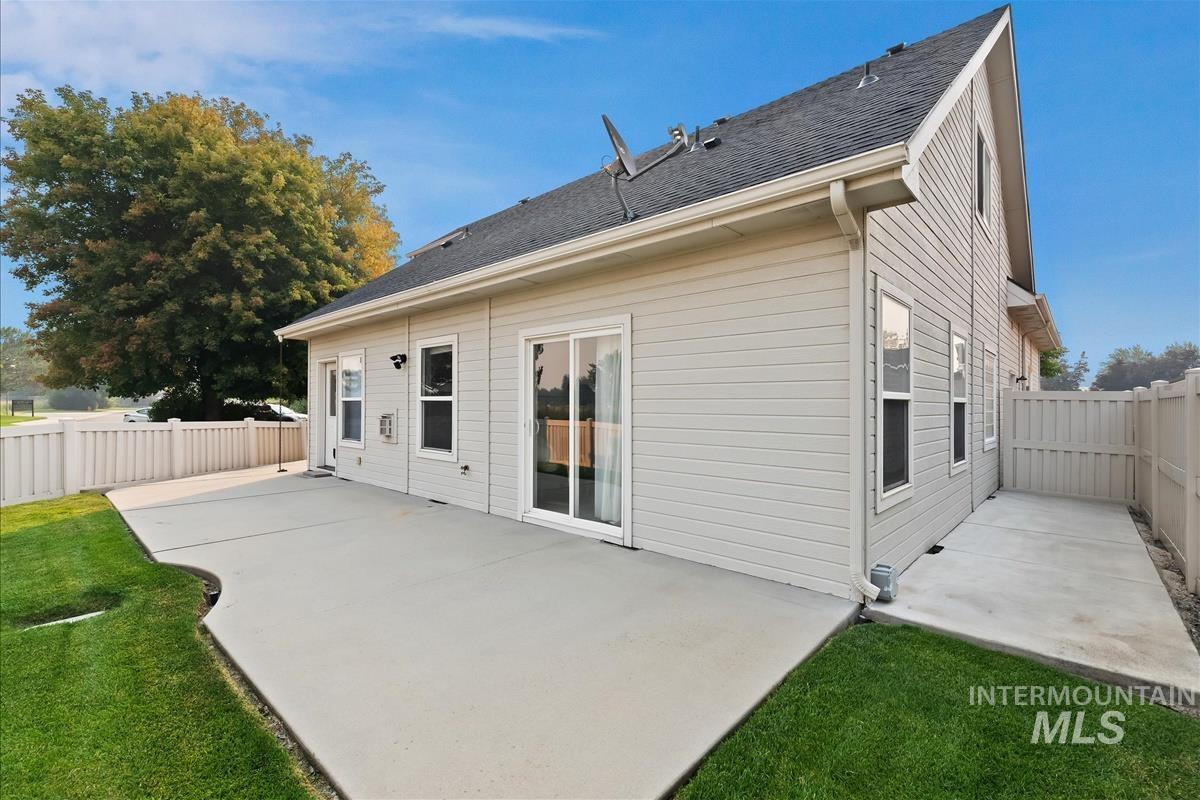 296 E Baldwin Street, Meridian, Idaho 83646, 4 Bedrooms, 2.5 Bathrooms, Residential For Sale, Price $534,900,MLS 98995545