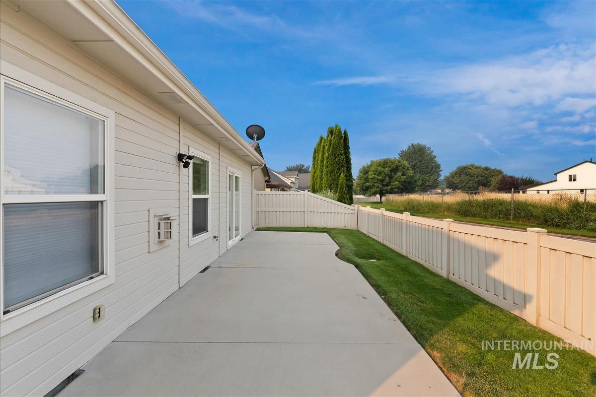 296 E Baldwin Street, Meridian, Idaho 83646, 4 Bedrooms, 2.5 Bathrooms, Residential For Sale, Price $534,900,MLS 98995545