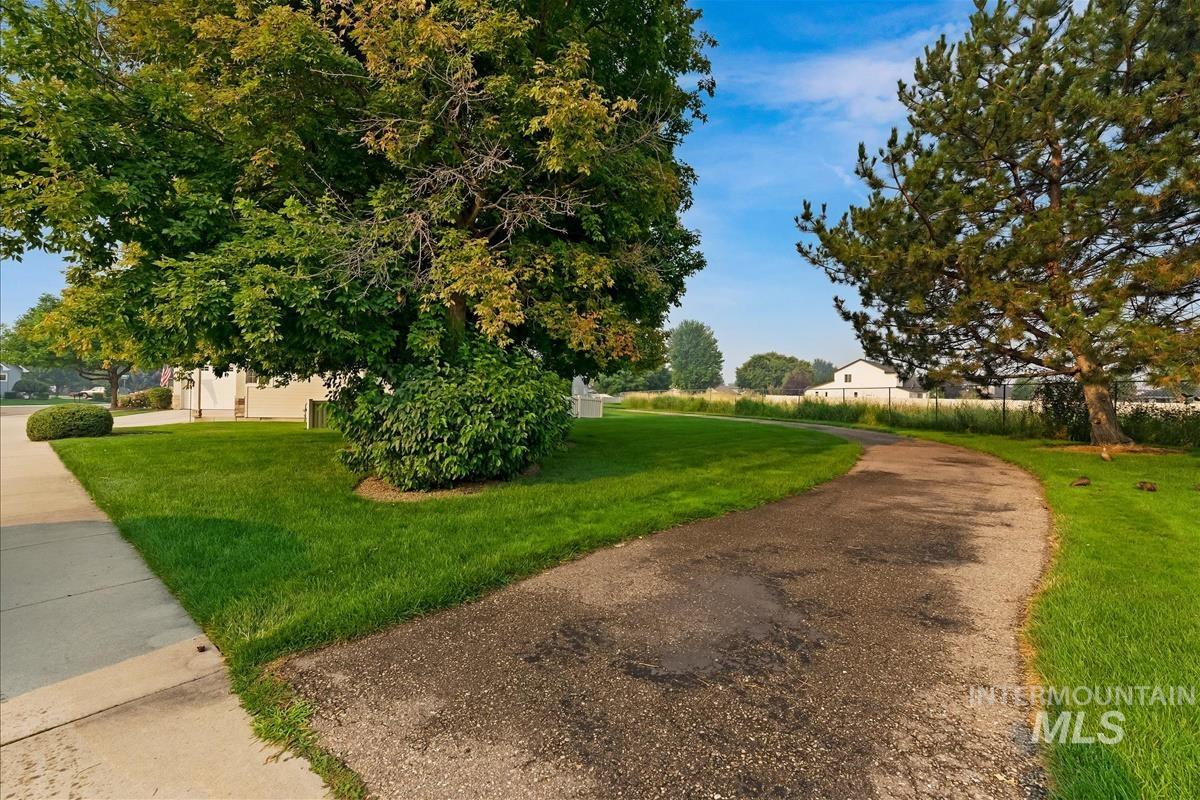 296 E Baldwin Street, Meridian, Idaho 83646, 4 Bedrooms, 2.5 Bathrooms, Residential For Sale, Price $525,000,MLS 98995545