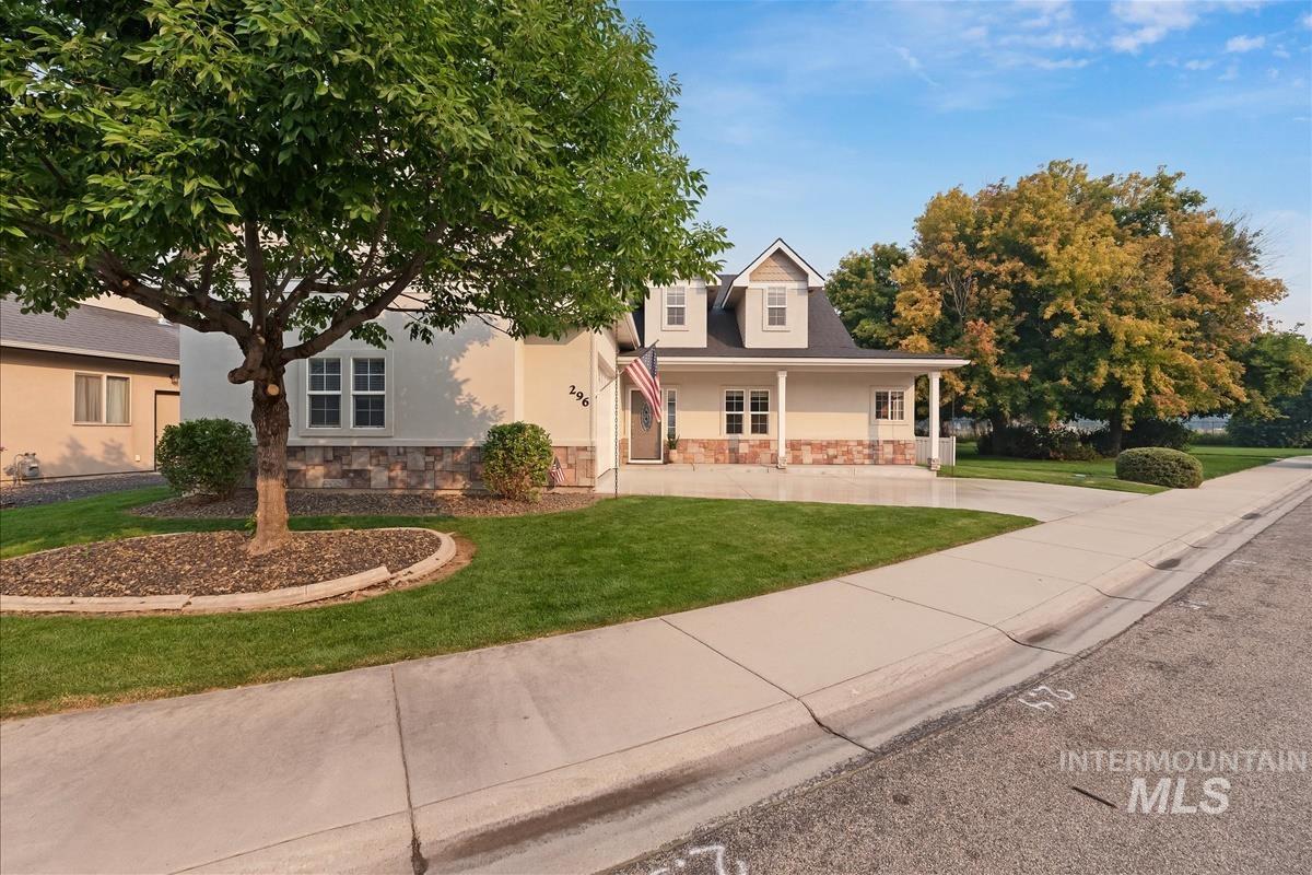 296 E Baldwin Street, Meridian, Idaho 83646, 4 Bedrooms, 2.5 Bathrooms, Residential For Sale, Price $534,900,MLS 98995545