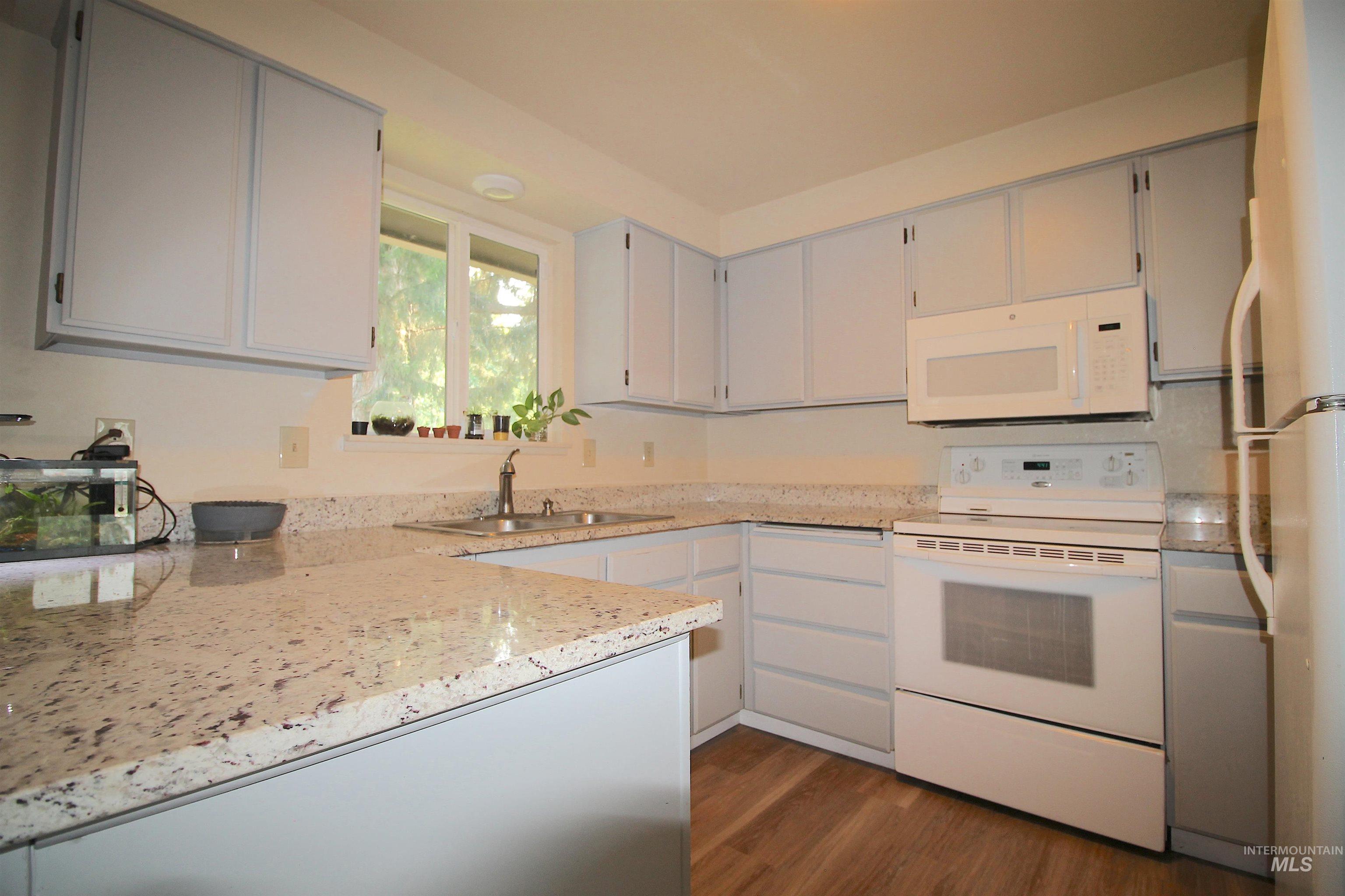 803 Astor, Nampa, Idaho 83651, 3 Bedrooms, 2 Bathrooms, Residential For Sale, Price $345,000, 98995548