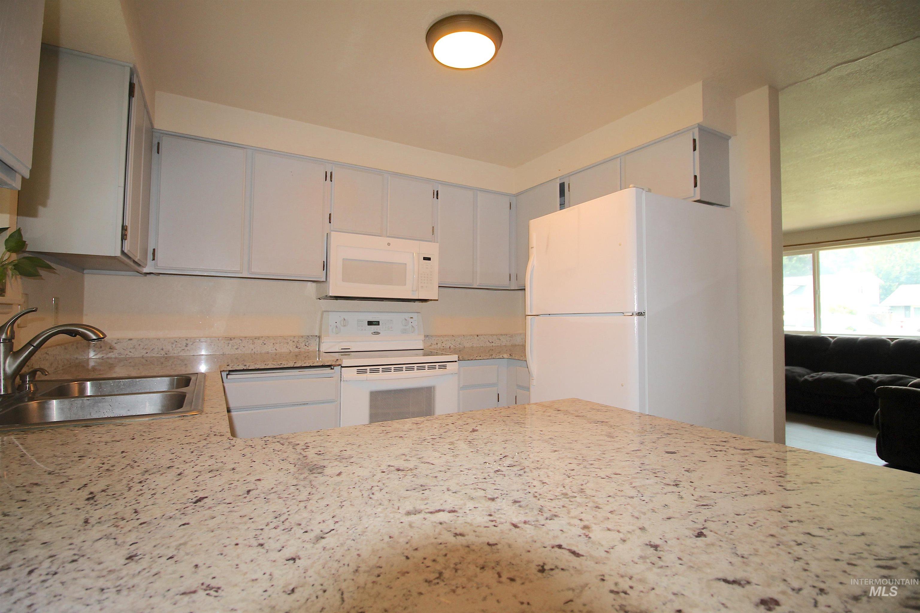 803 Astor, Nampa, Idaho 83651, 3 Bedrooms, 2 Bathrooms, Residential For Sale, Price $345,000, 98995548