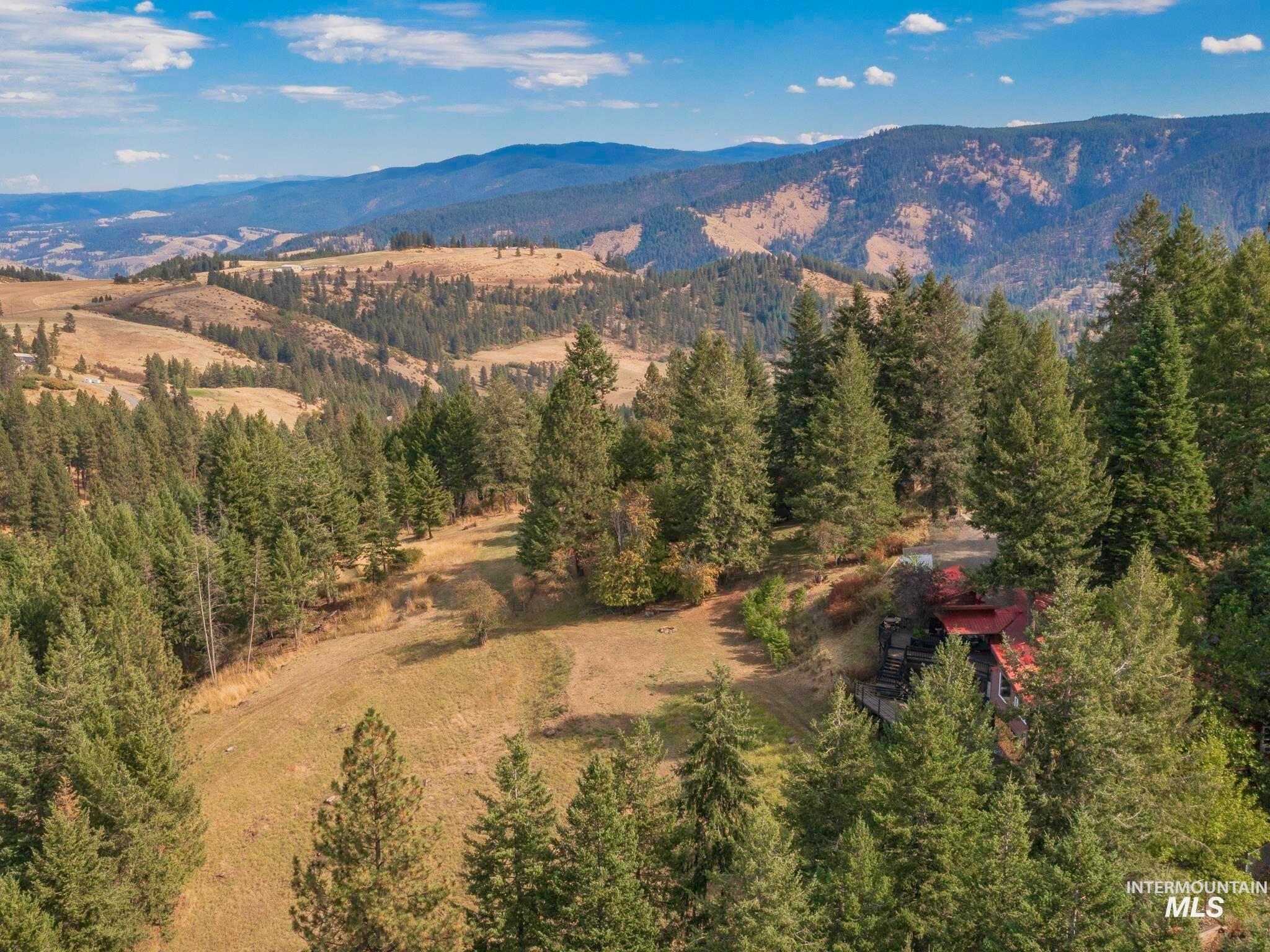267 Black Tail Lane, Grangeville, Idaho 83530, 3 Bedrooms, 2 Bathrooms, Residential For Sale, Price $499,000, 98995550