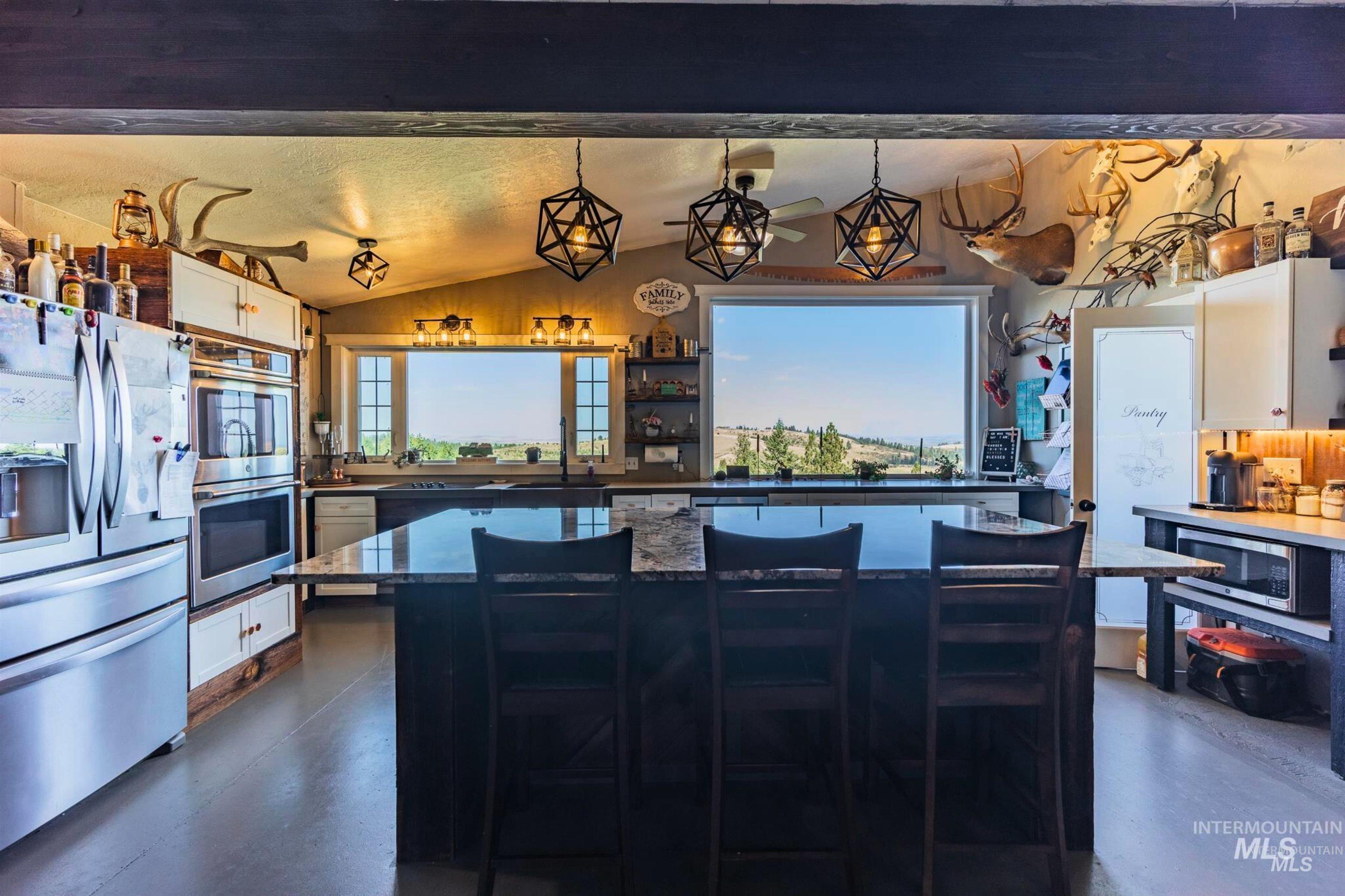 267 Black Tail Lane, Grangeville, Idaho 83530, 3 Bedrooms, 2 Bathrooms, Residential For Sale, Price $499,000, 98995550