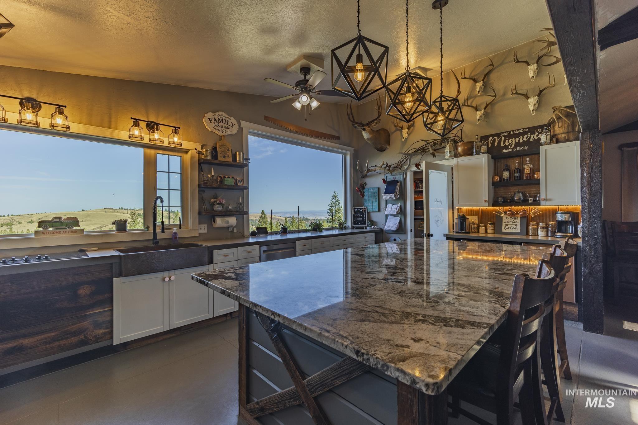 267 Black Tail Lane, Grangeville, Idaho 83530, 3 Bedrooms, 2 Bathrooms, Residential For Sale, Price $499,000, 98995550