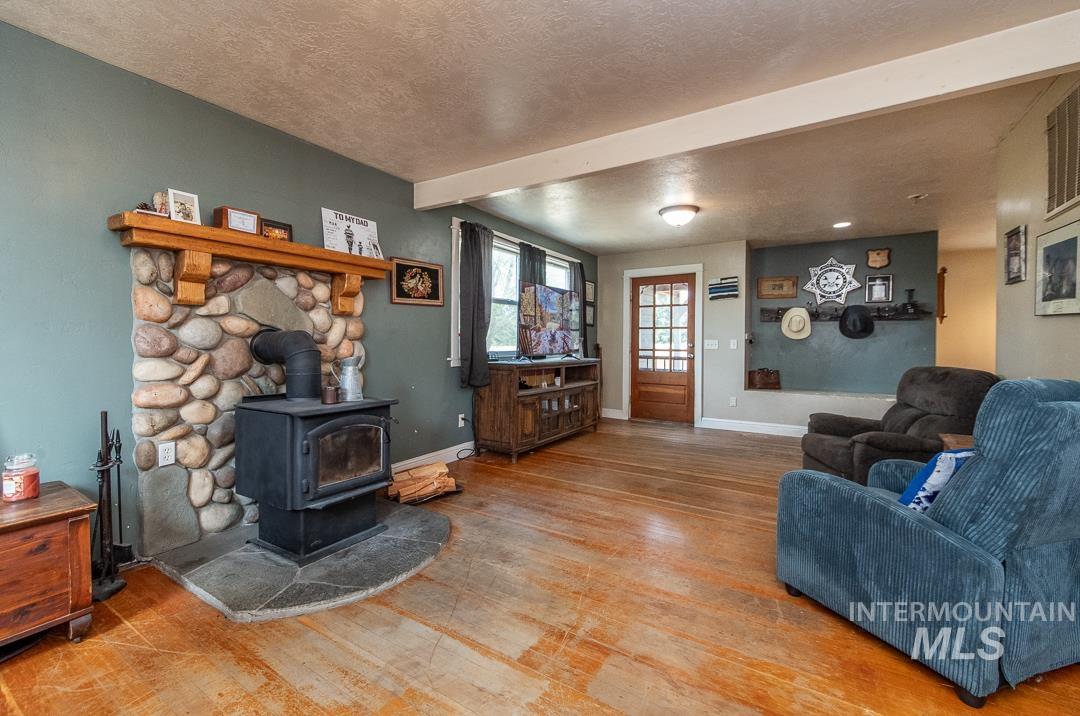 595 Cemetery Rd, Cambridge, Idaho 83610, 4 Bedrooms, 3 Bathrooms, Residential For Sale, Price $499,000, 98995551